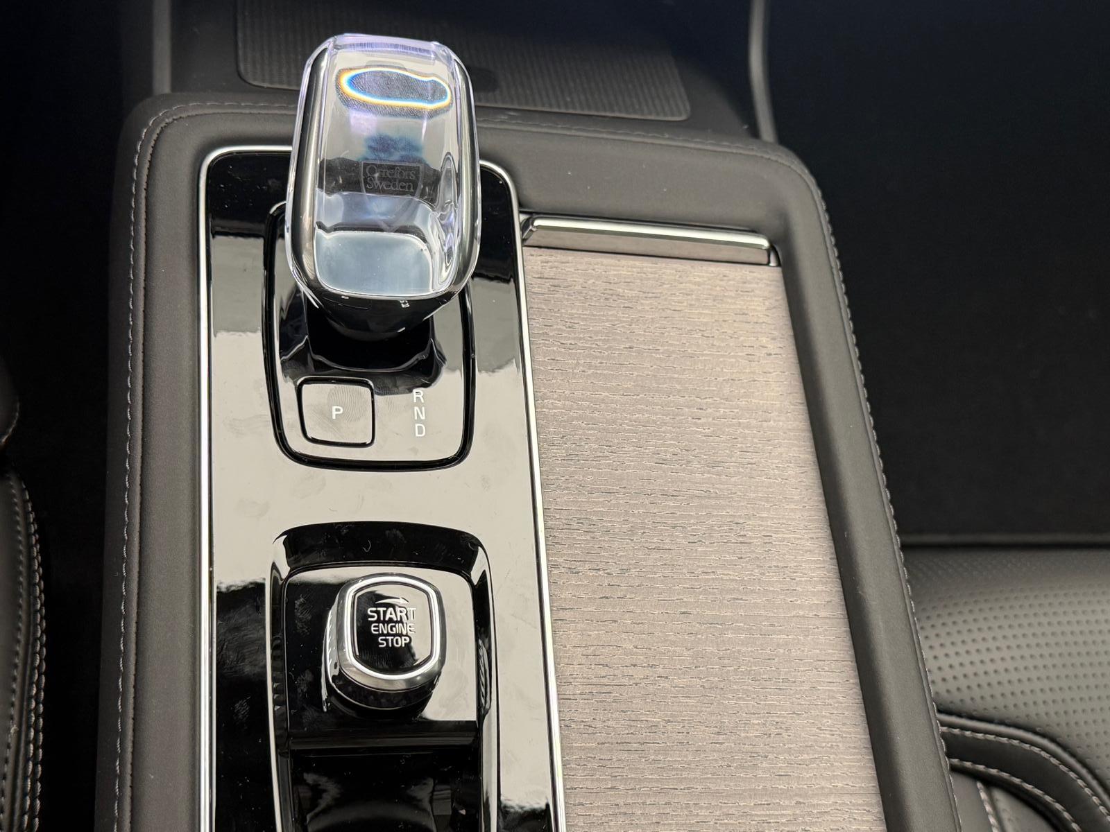 VOLVO XC90 2.0 B5 MH Ultra Bright AWD-image-11