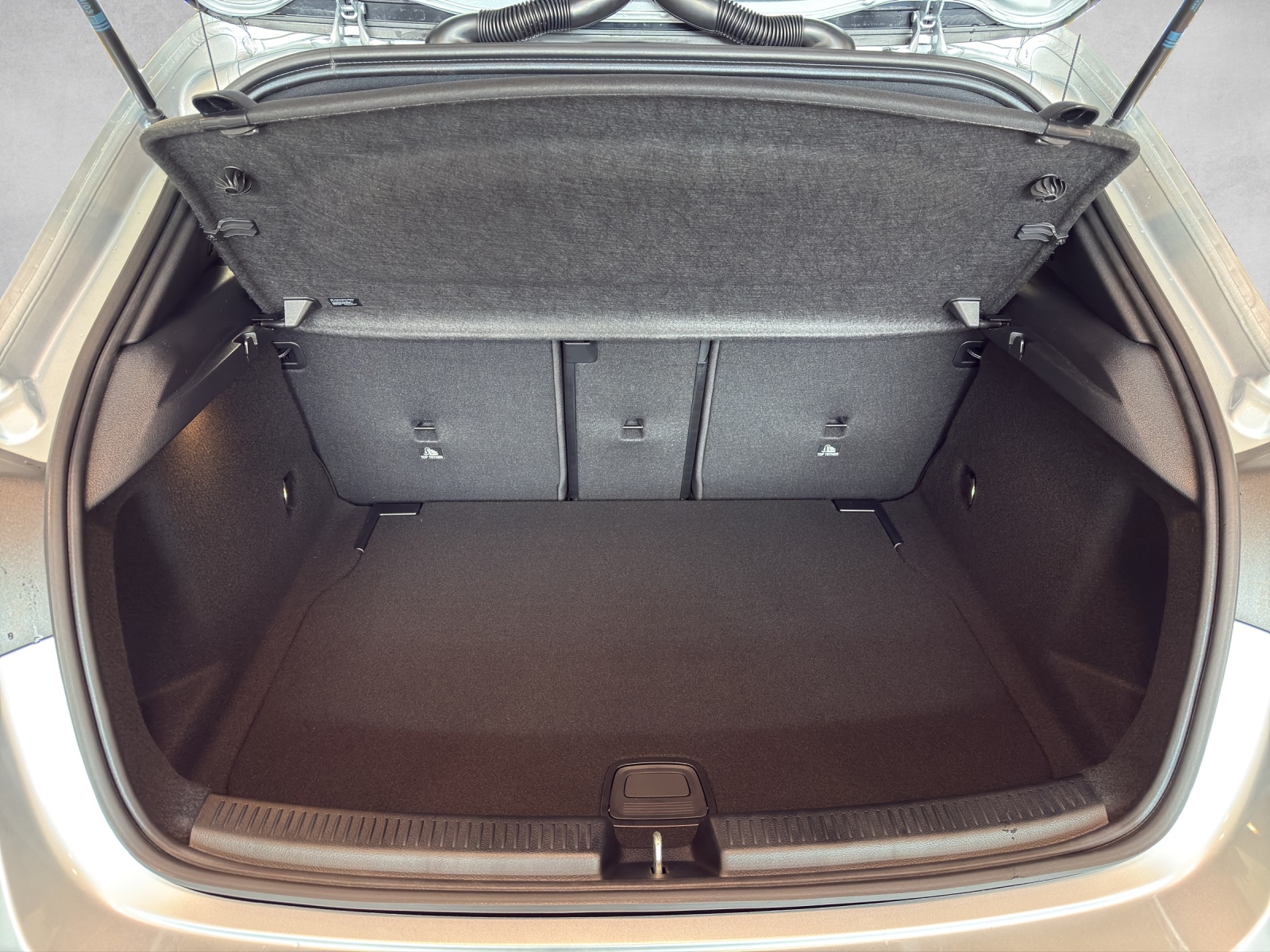 MERCEDES-BENZ A 250 4M AMG W177-image-5