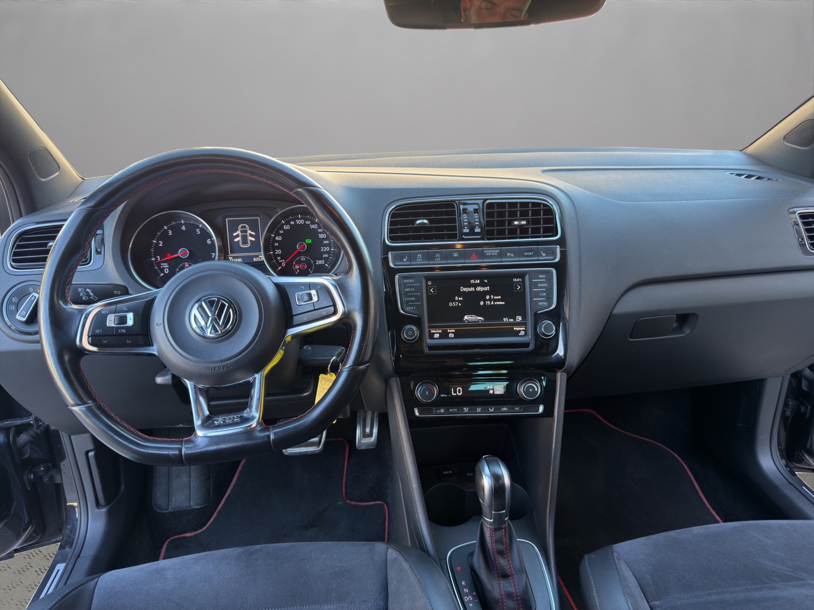 VW Polo 1.8 TSI GTI 230-image-13