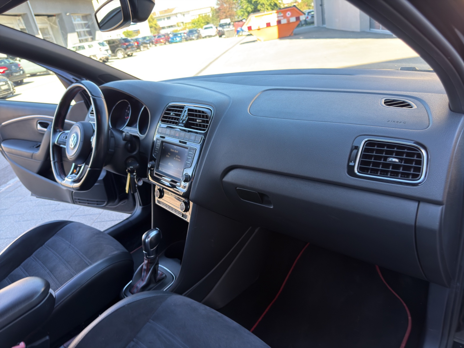 VW Polo 1.8 TSI GTI 230-image-21