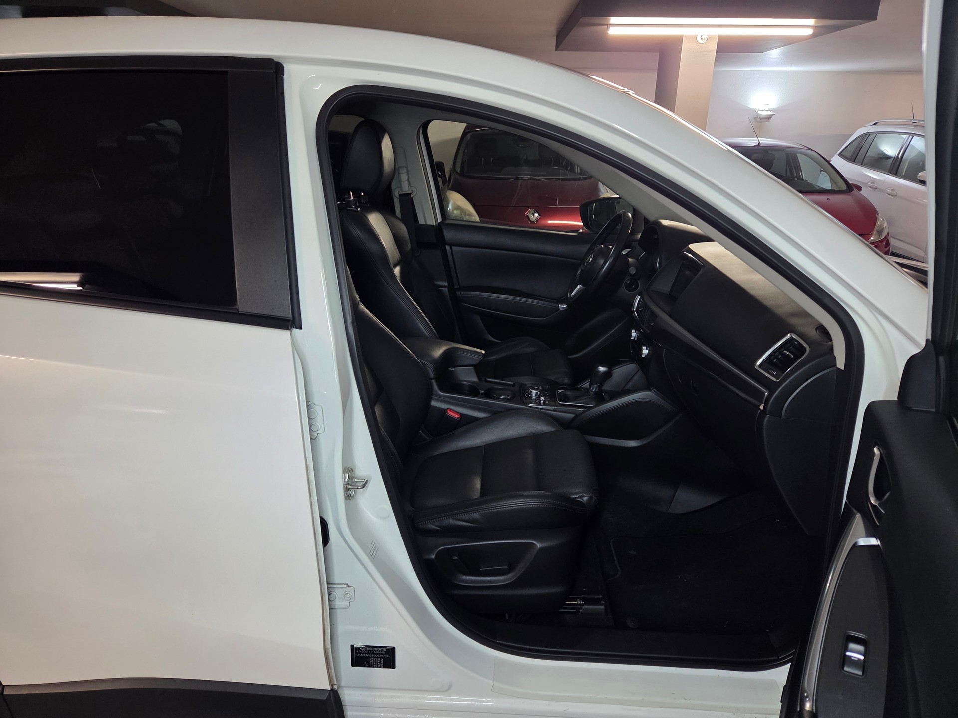 MAZDA CX-5 2.2 D HP Revolution AWD Automatic-image-13