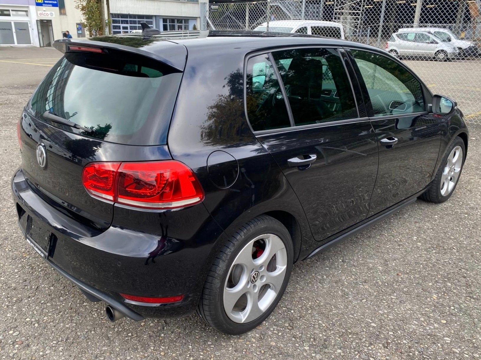 VW Golf 2.0 TSI GTI Edition-image-4