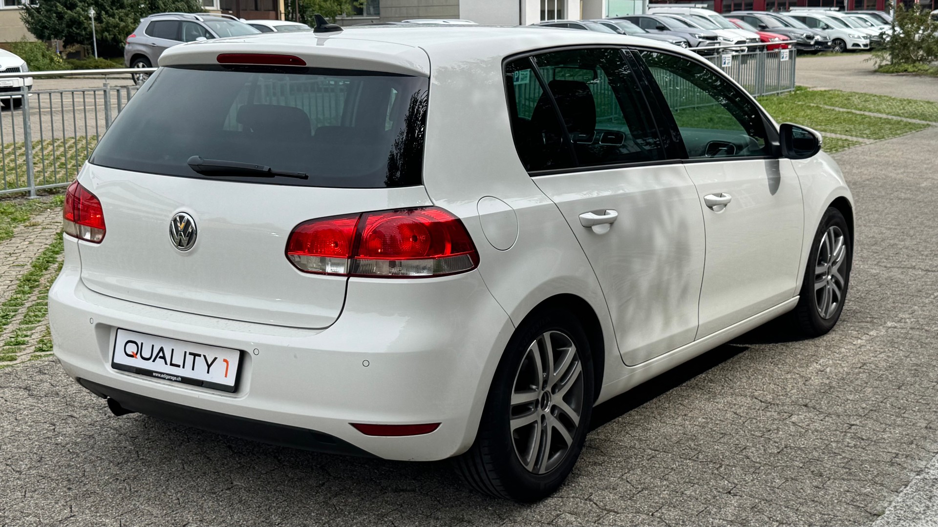VW Golf 1.2 TSI BlueMotion Technology Team DSG-image-3