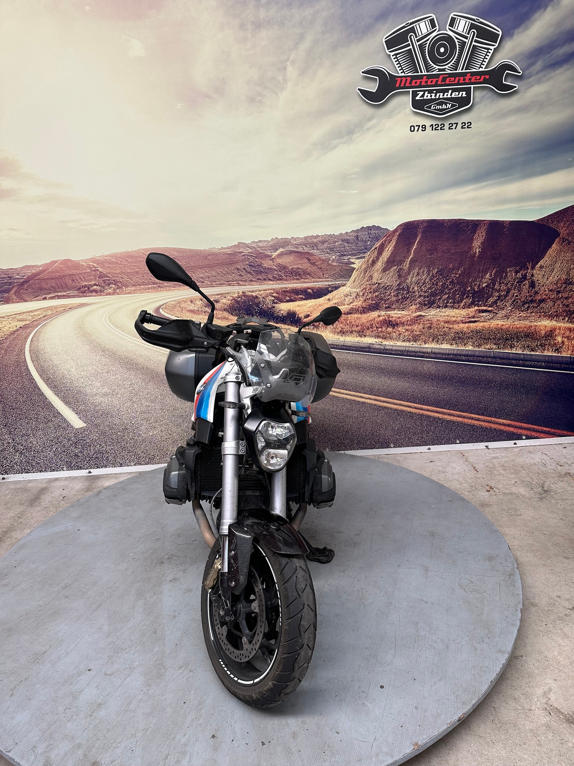 BMW R 1200 R ABS-showroom-element-2