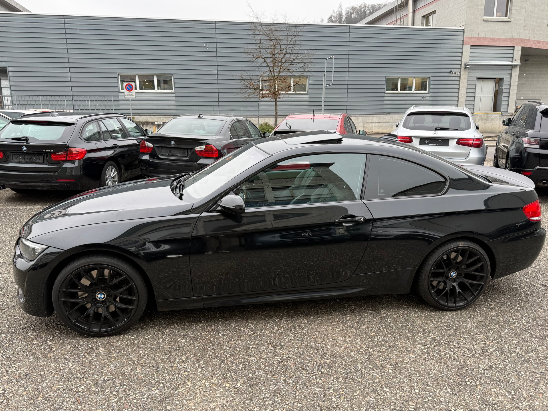 BMW 335i Coupé-image-5