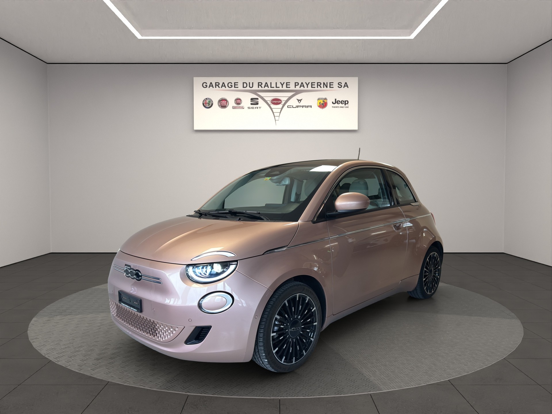 FIAT 500 3+1 electric 87 kW La Prima-image-1