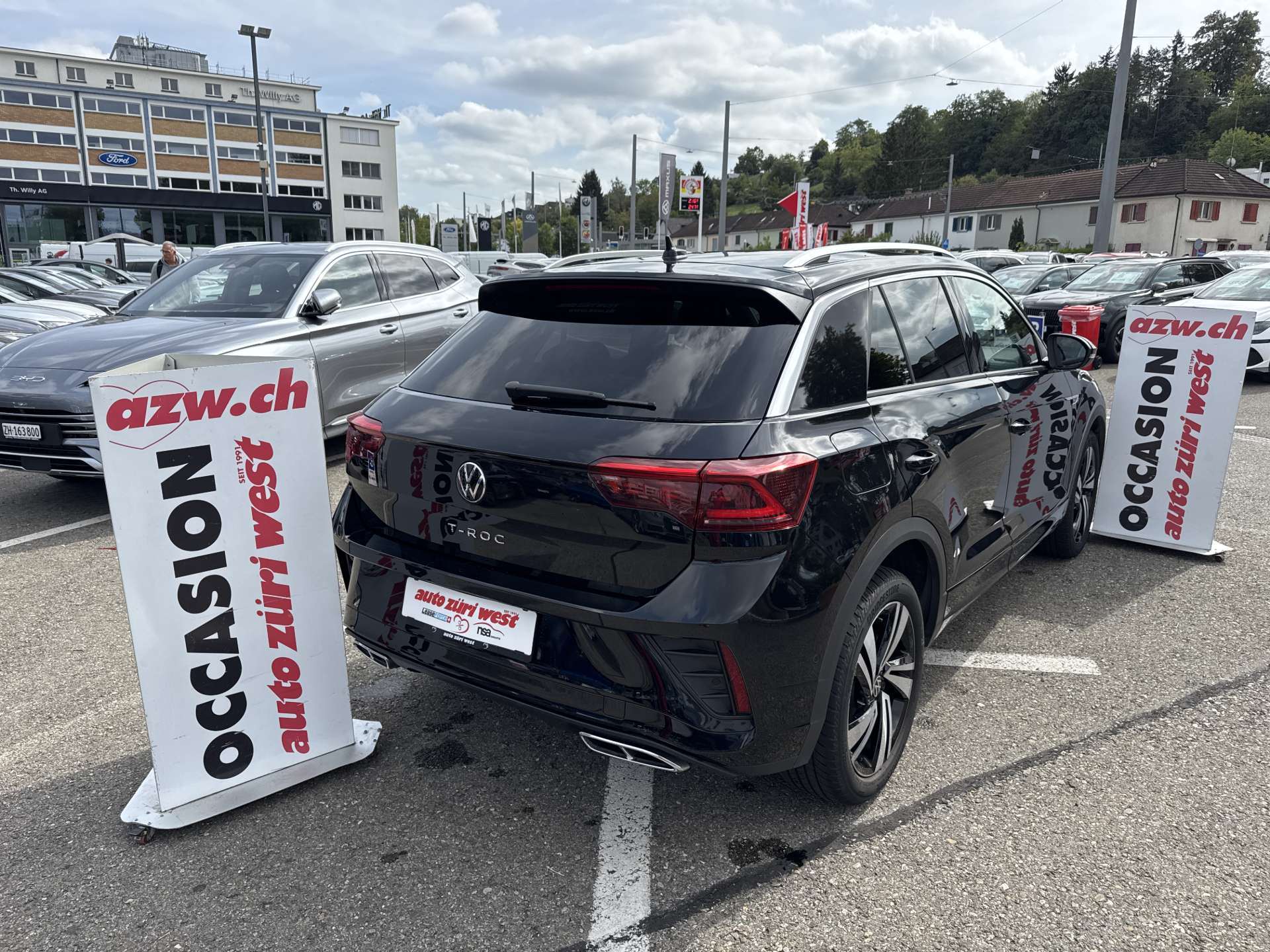 VW T-Roc 1.5 TSi EVO R-Line DSG-Automat-image-2