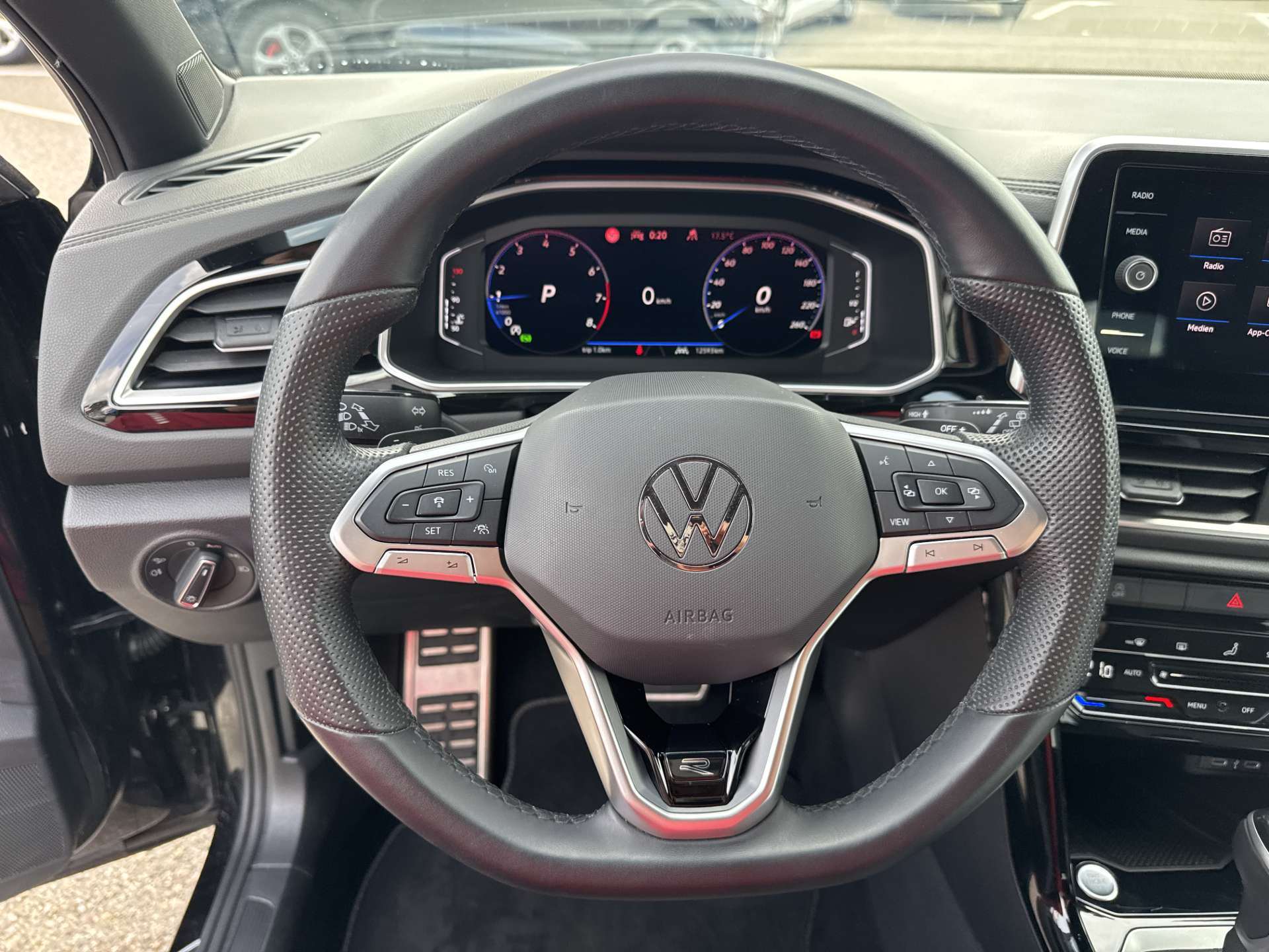 VW T-Roc 1.5 TSi EVO R-Line DSG-Automat-image-15