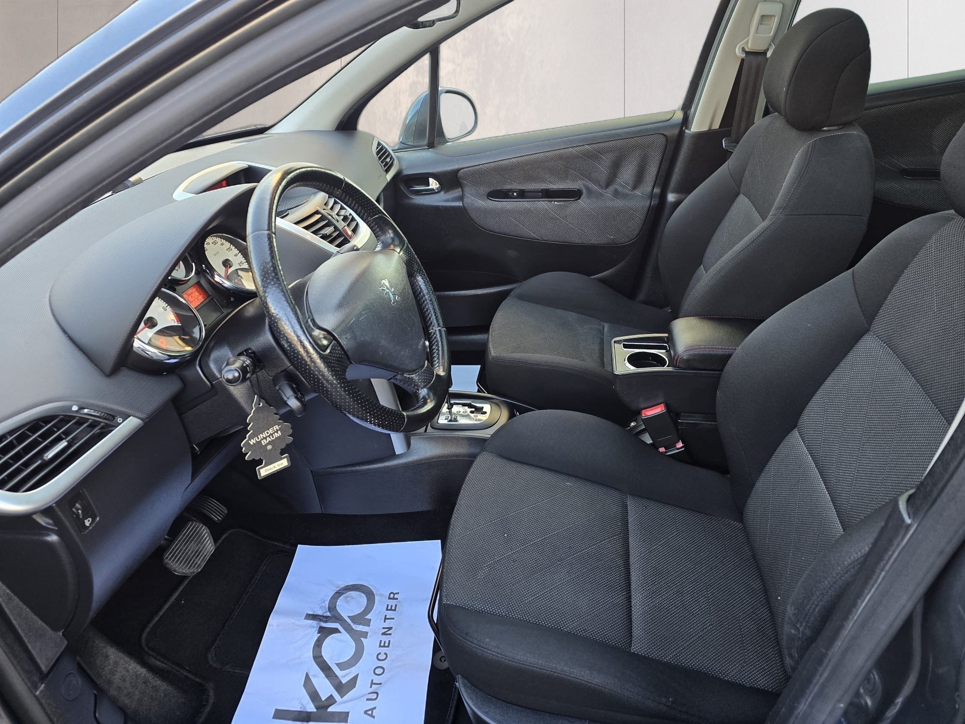 PEUGEOT 207 SW 1.6 16V Sport Automatic-image-13