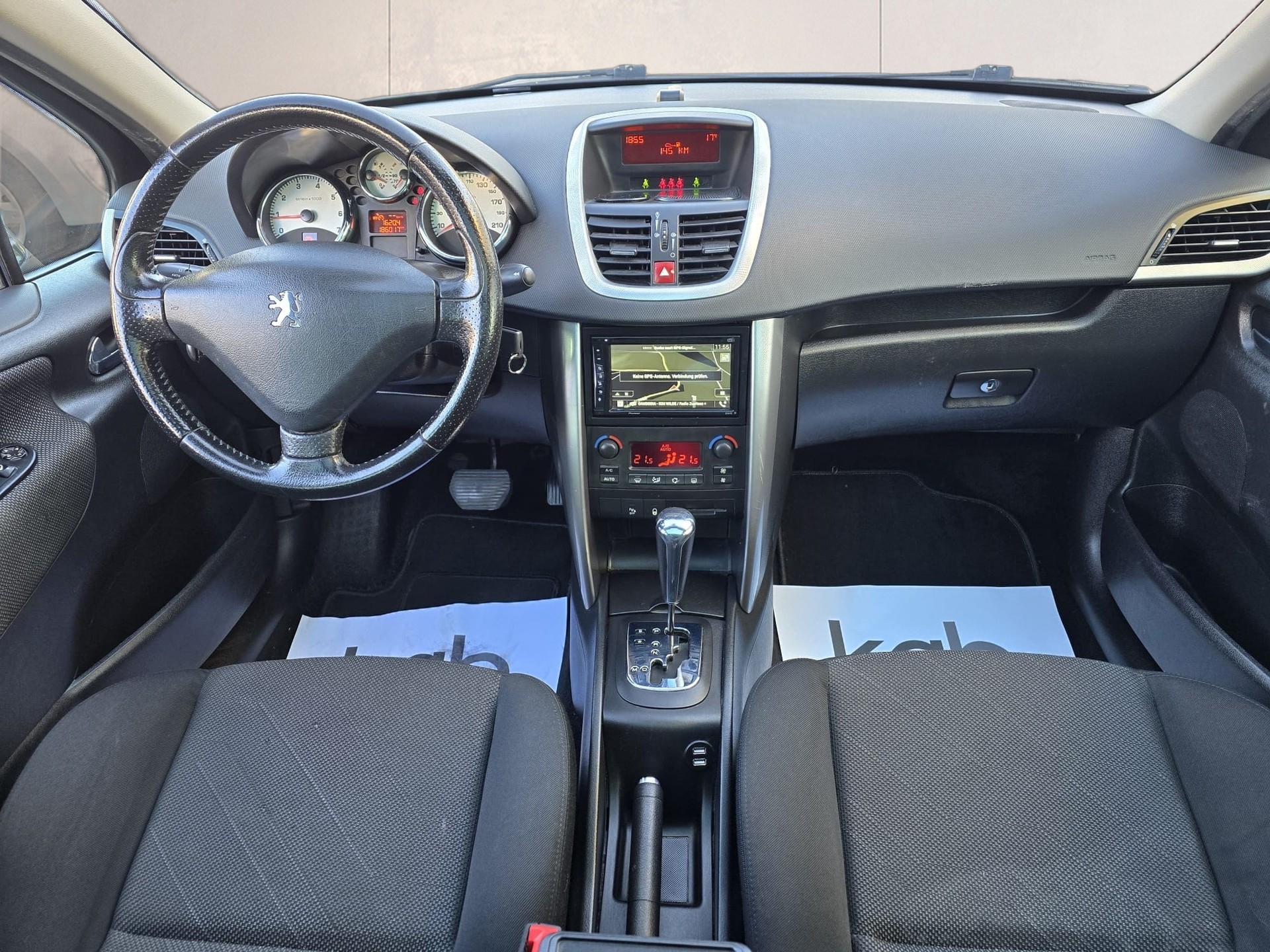 PEUGEOT 207 SW 1.6 16V Sport Automatic-image-7