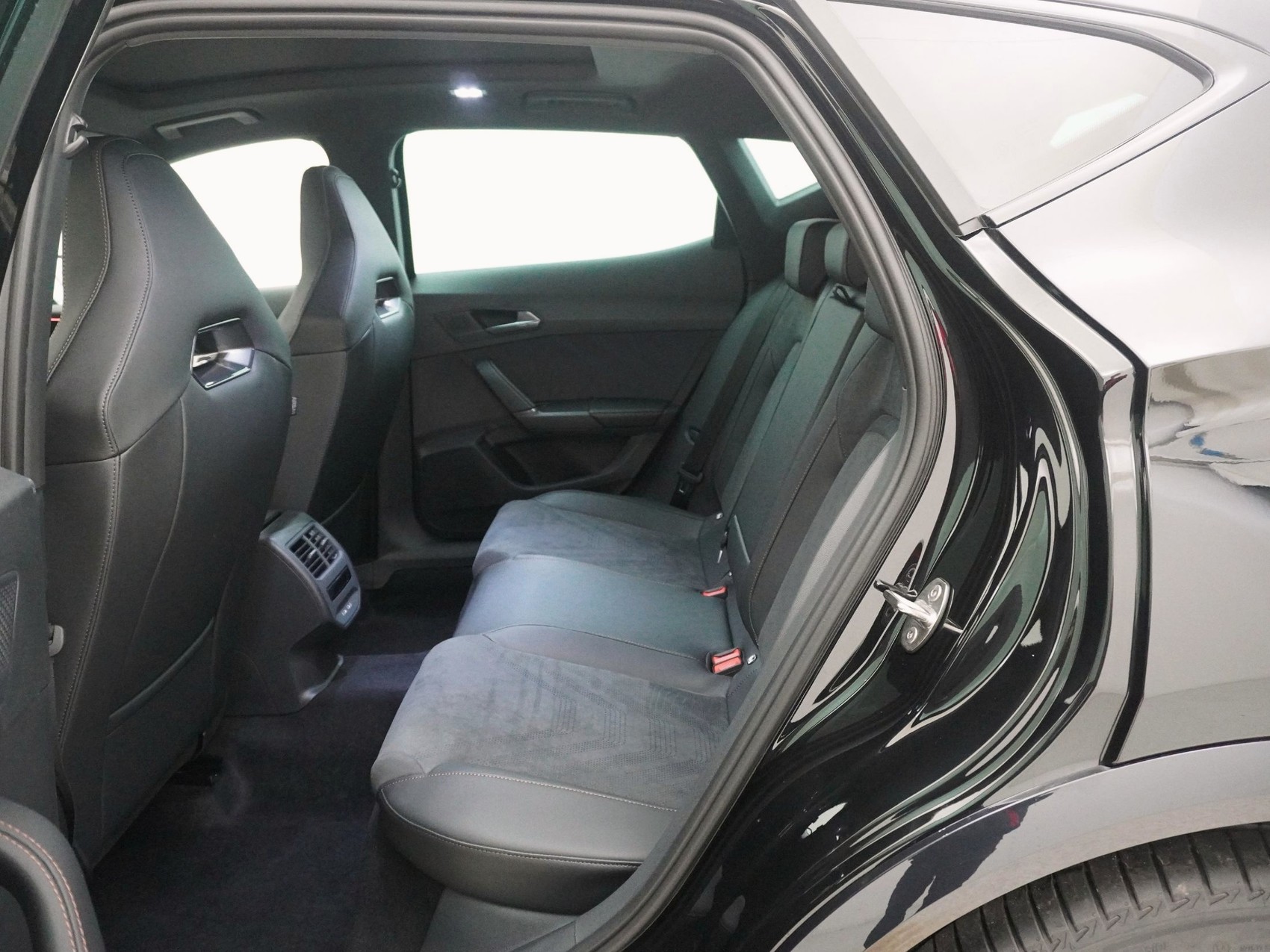 CUPRA Formentor 2.0 TSI VZ 4Drive DSG-image-16