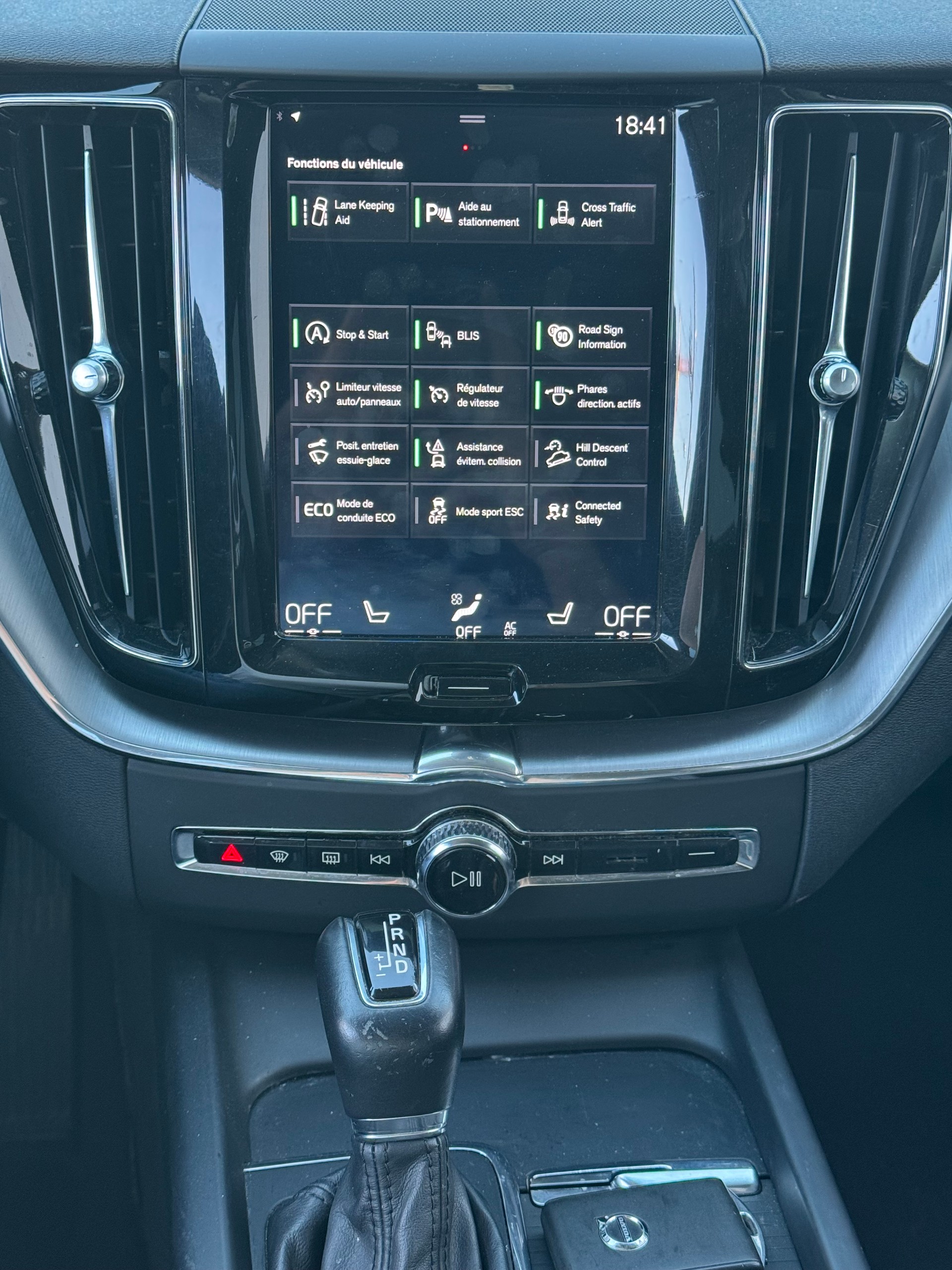 VOLVO XC60 D4 AWD Inscription Geartronic-image-12