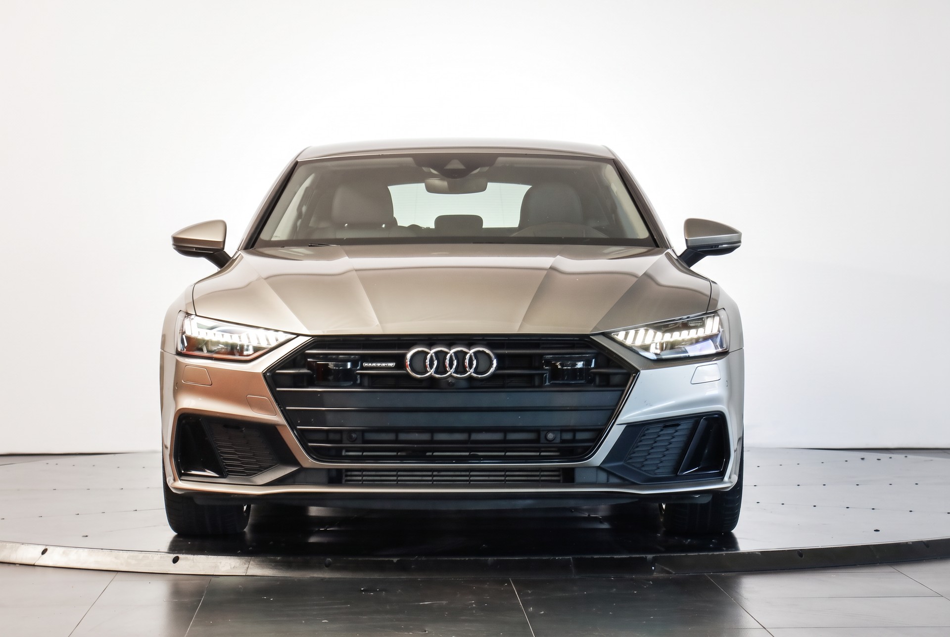AUDI A7 Sportback 55 TFSI e quattro Carat Beige S line / Bang & Olufsen / Head-up Display-image-1