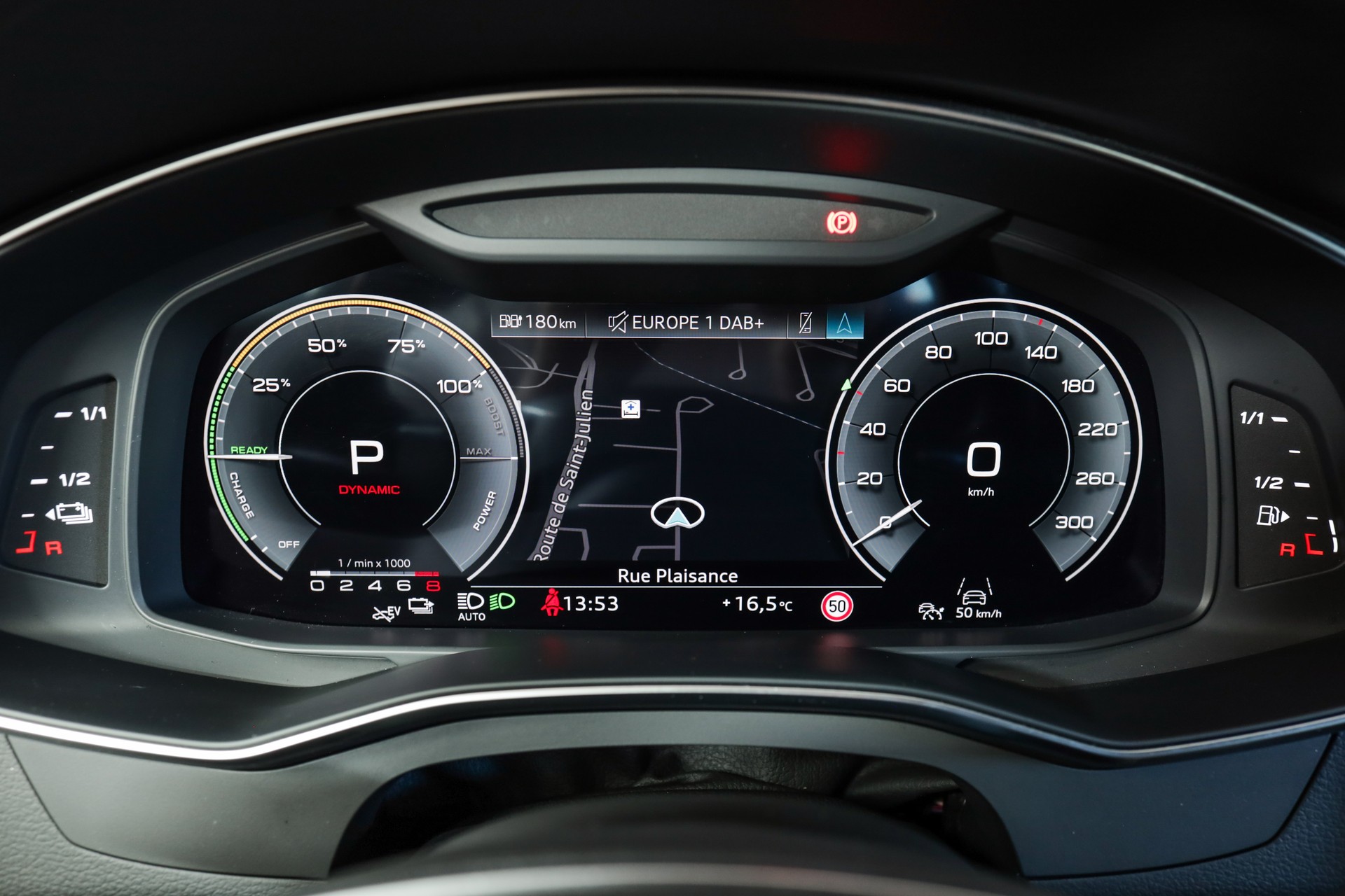 AUDI A7 Sportback 55 TFSI e quattro Carat Beige S line / Bang & Olufsen / Head-up Display-image-23
