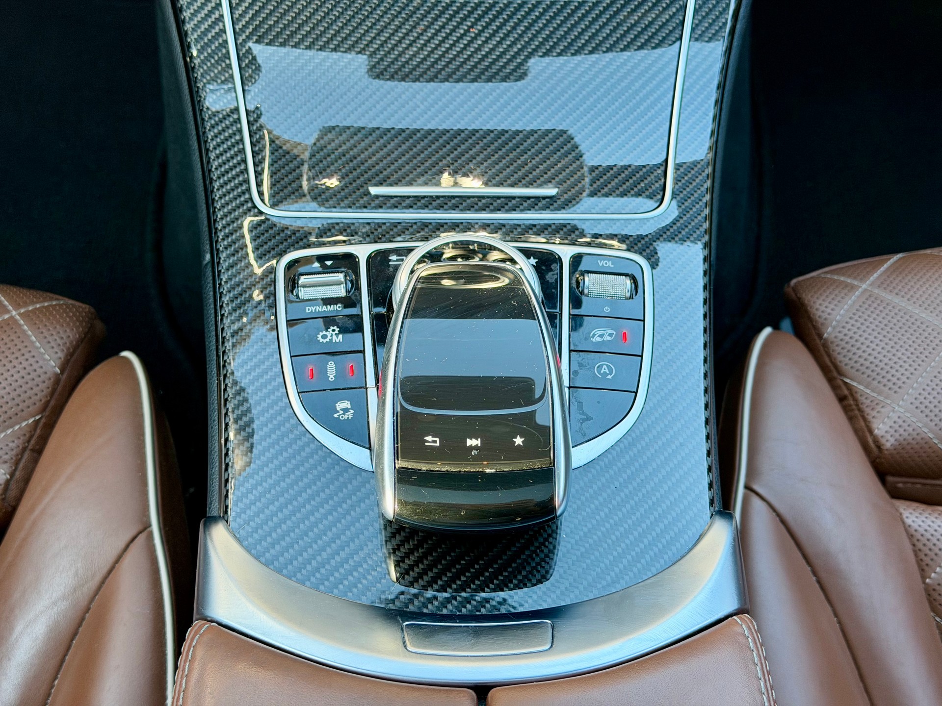 MERCEDES-BENZ C 43 AMG 4Matic 9G-Tronic-image-14