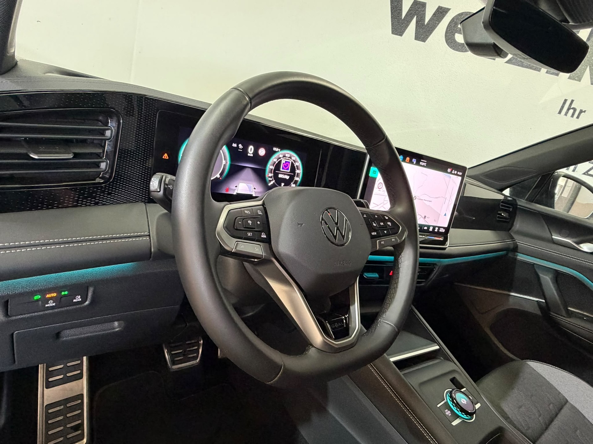 VW Tiguan 2.0 TDI SCR Life DSG-image-7