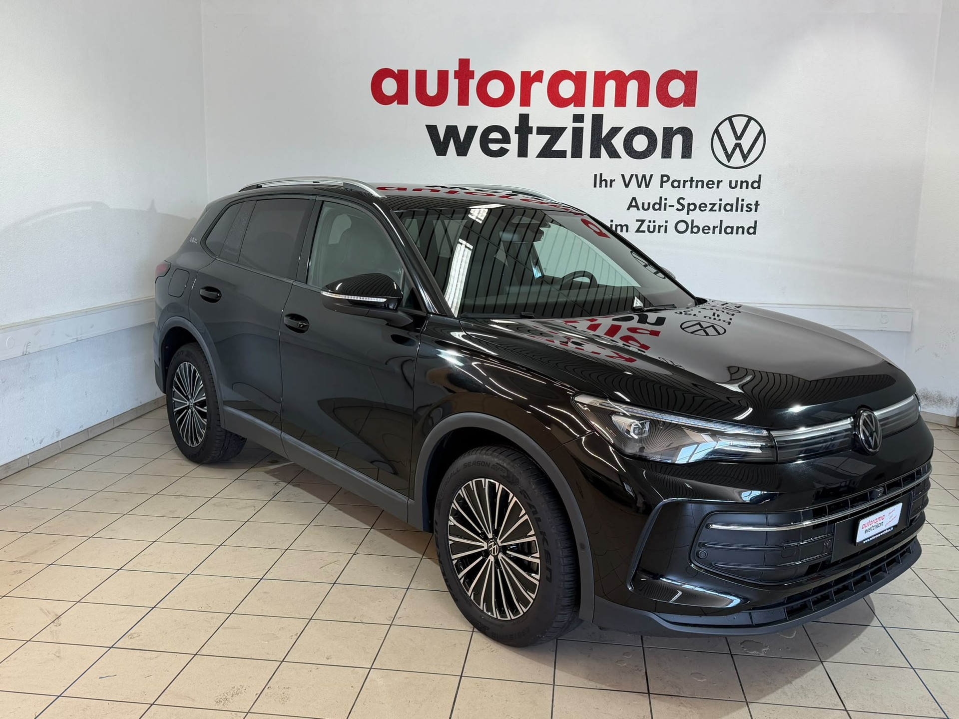 VW Tiguan 2.0 TDI SCR Life DSG-image-0
