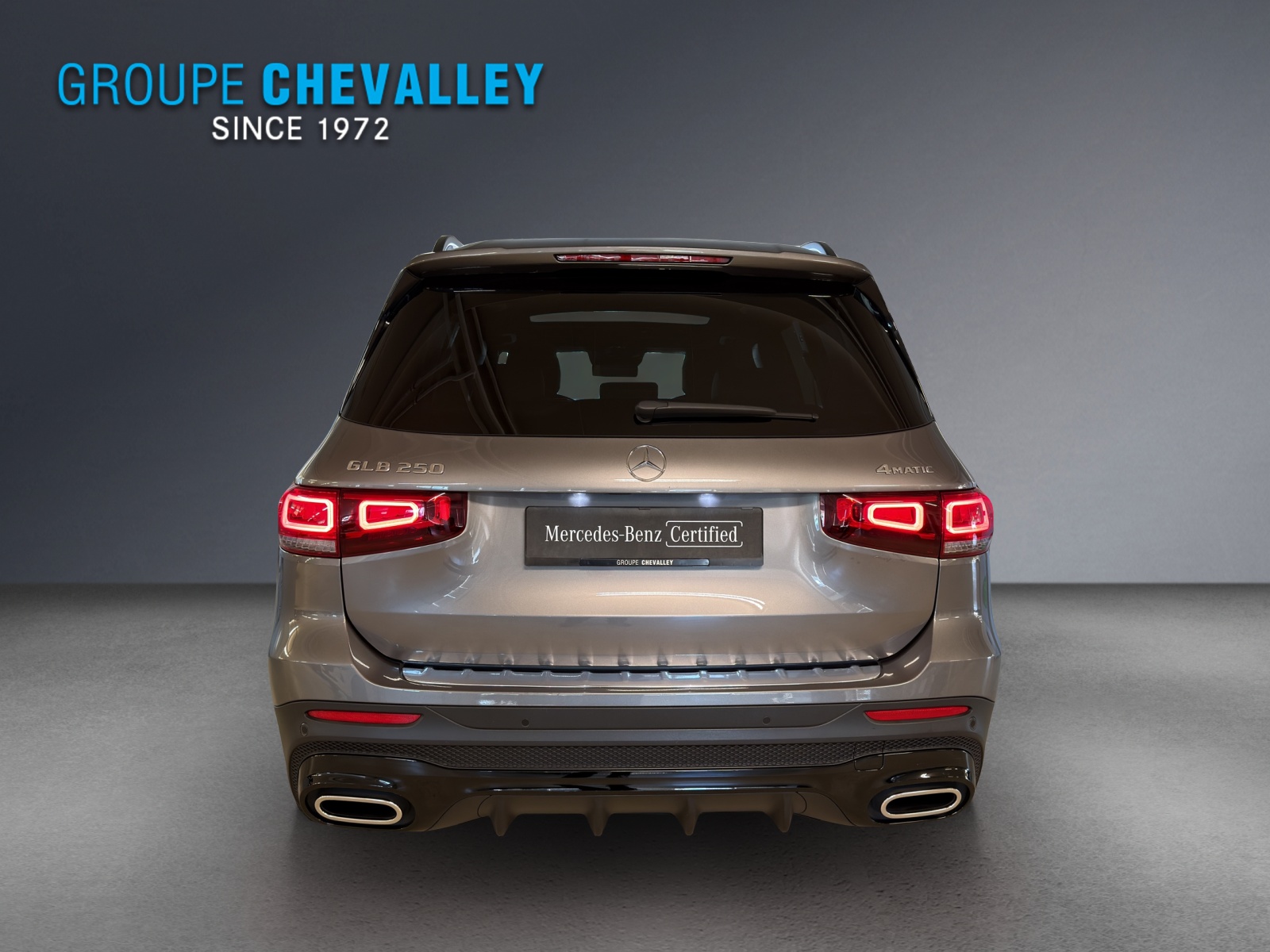 MERCEDES-BENZ GLB 250 AMG Line 4 MATIC-image-4