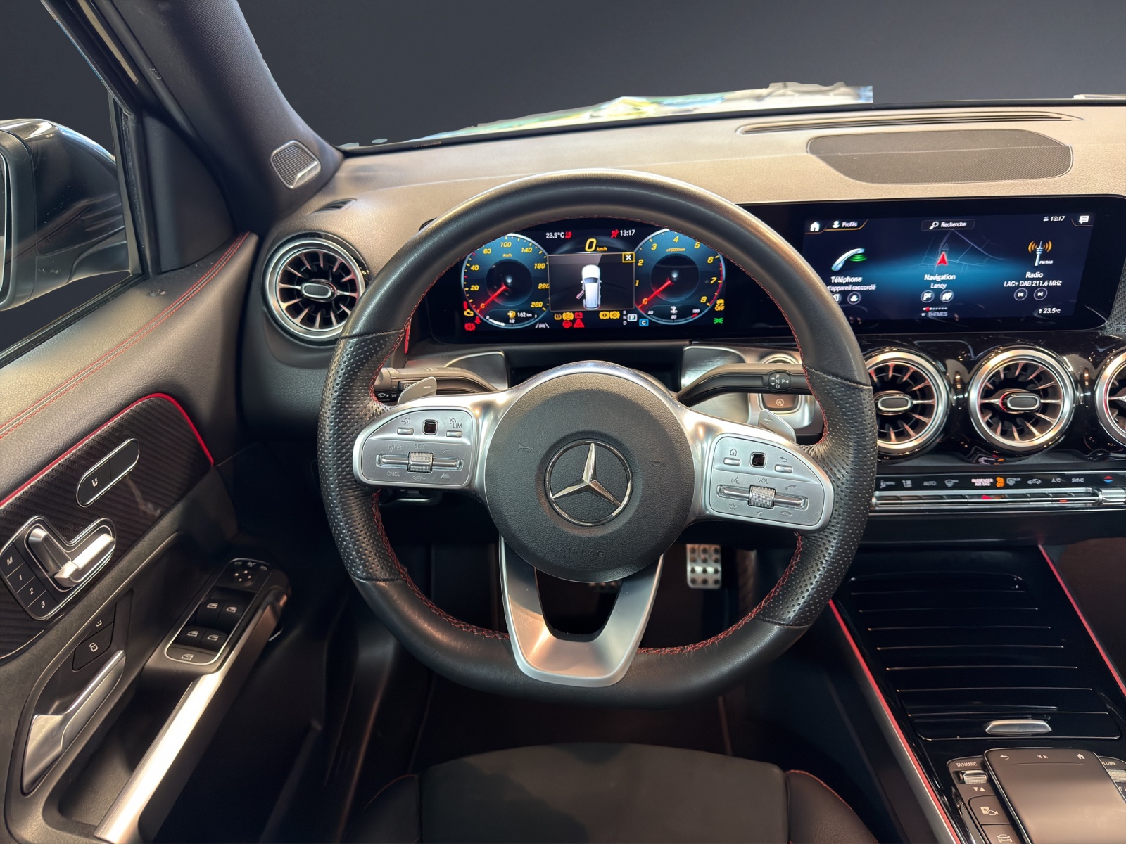 Image MERCEDES-BENZ GLB-250 GLB 250 AMG Line 4 MATIC