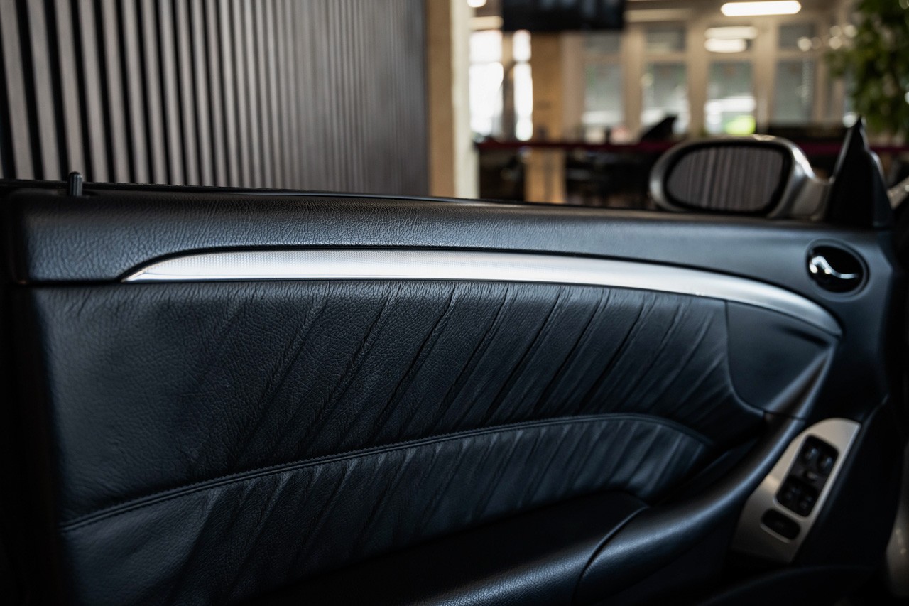MERCEDES-BENZ CLK 200 Kompressor Avantgarde-image-19