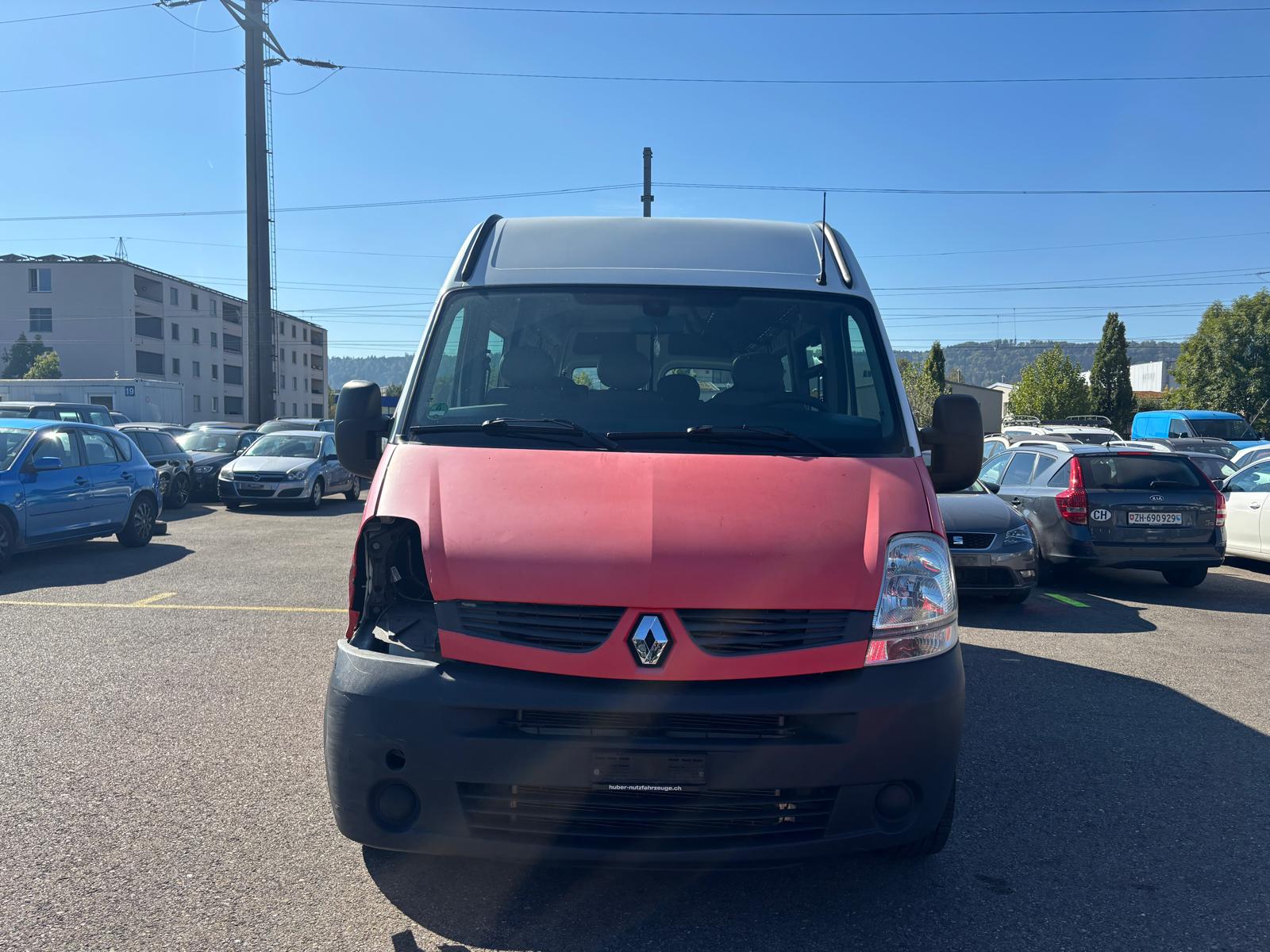 RENAULT Master T39 2.5dCi L3H2-image-1