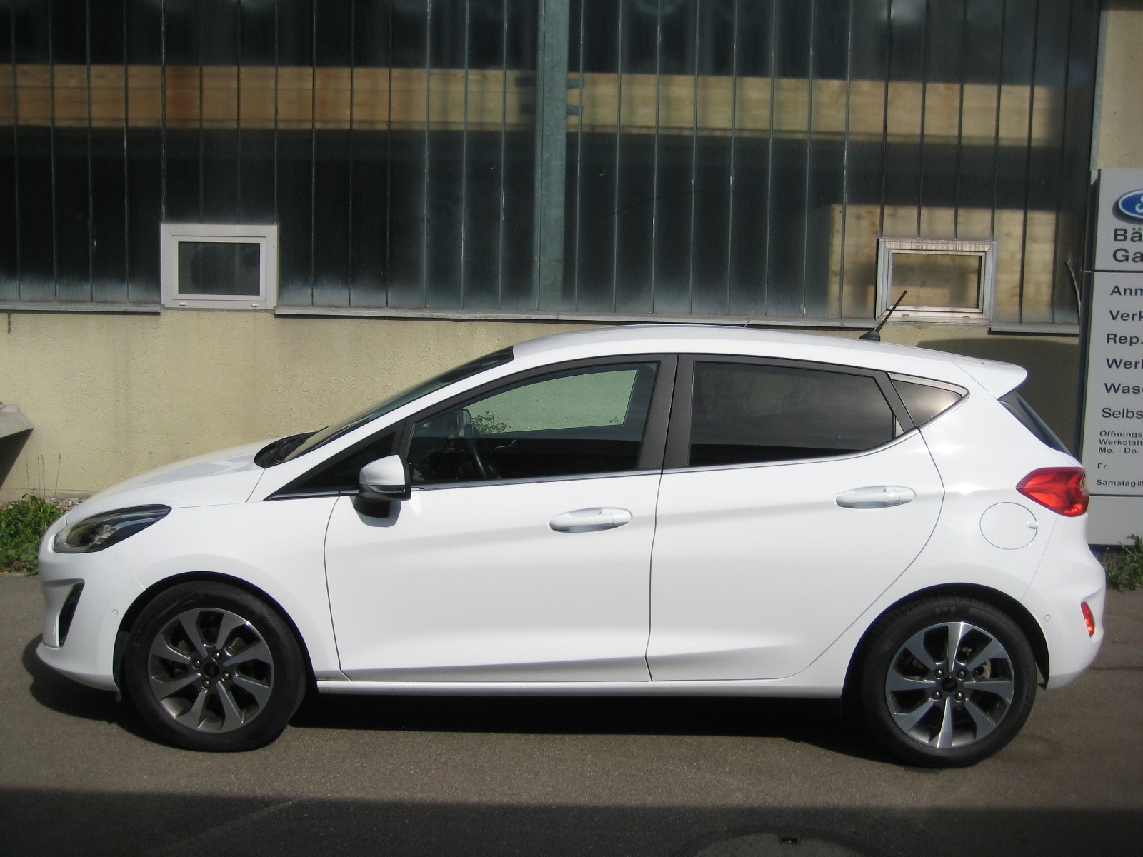 FORD Fiesta 1.0 SCTi Titanium-image-1