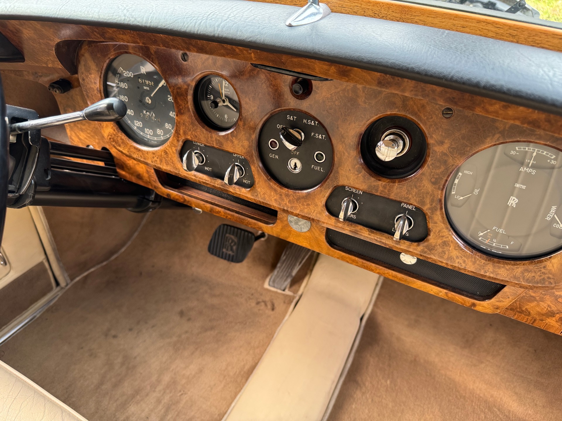 ROLLS-ROYCE Silver Cloud III, Standard Steel Saloon-image-6