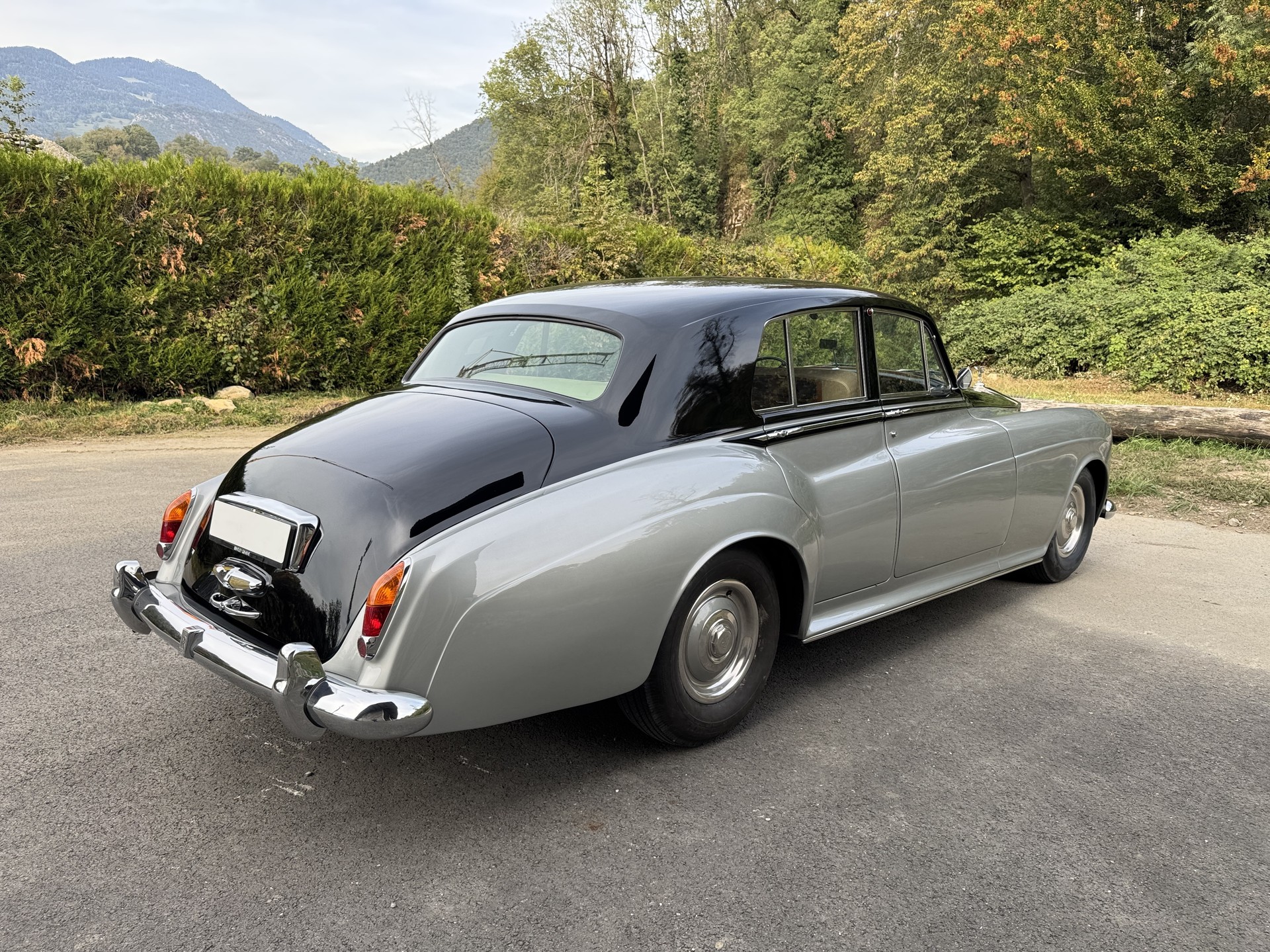 ROLLS-ROYCE Silver Cloud III, Standard Steel Saloon-image-11