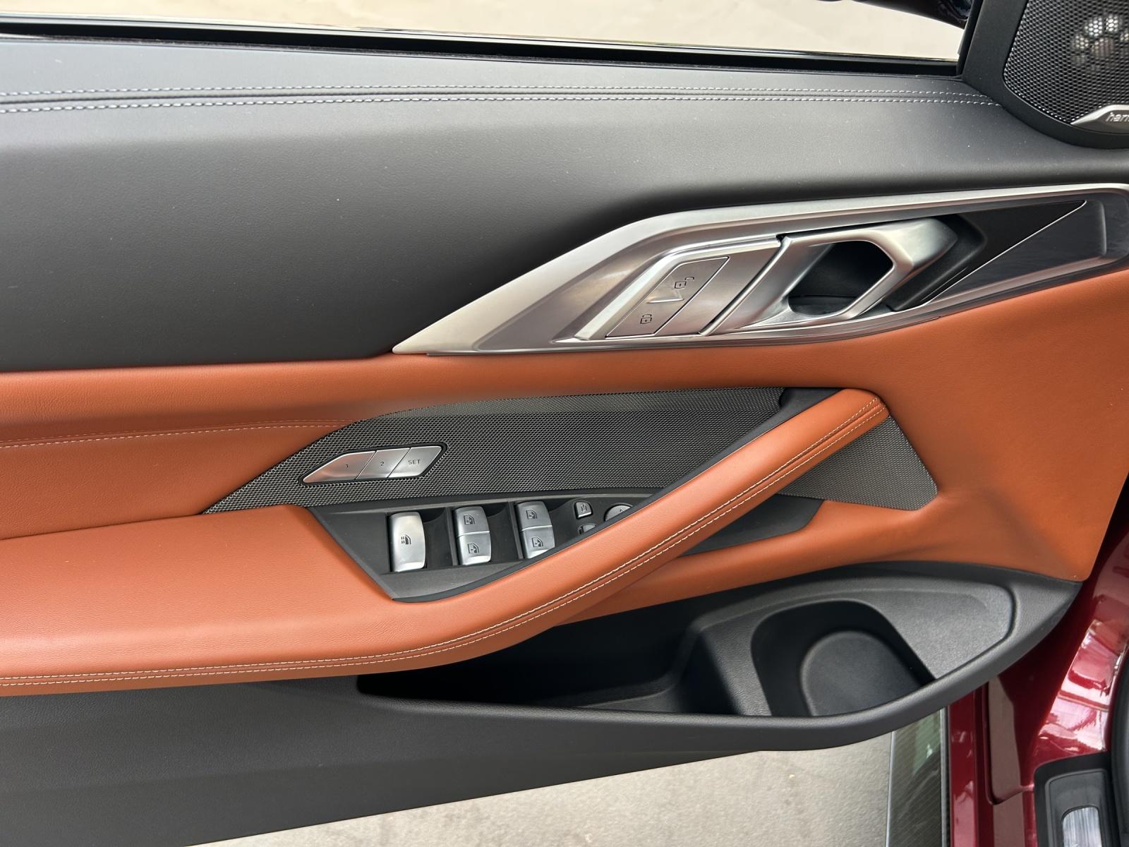 BMW 4er Reihe G83 Cabrio M4 Competition xDrive-image-17