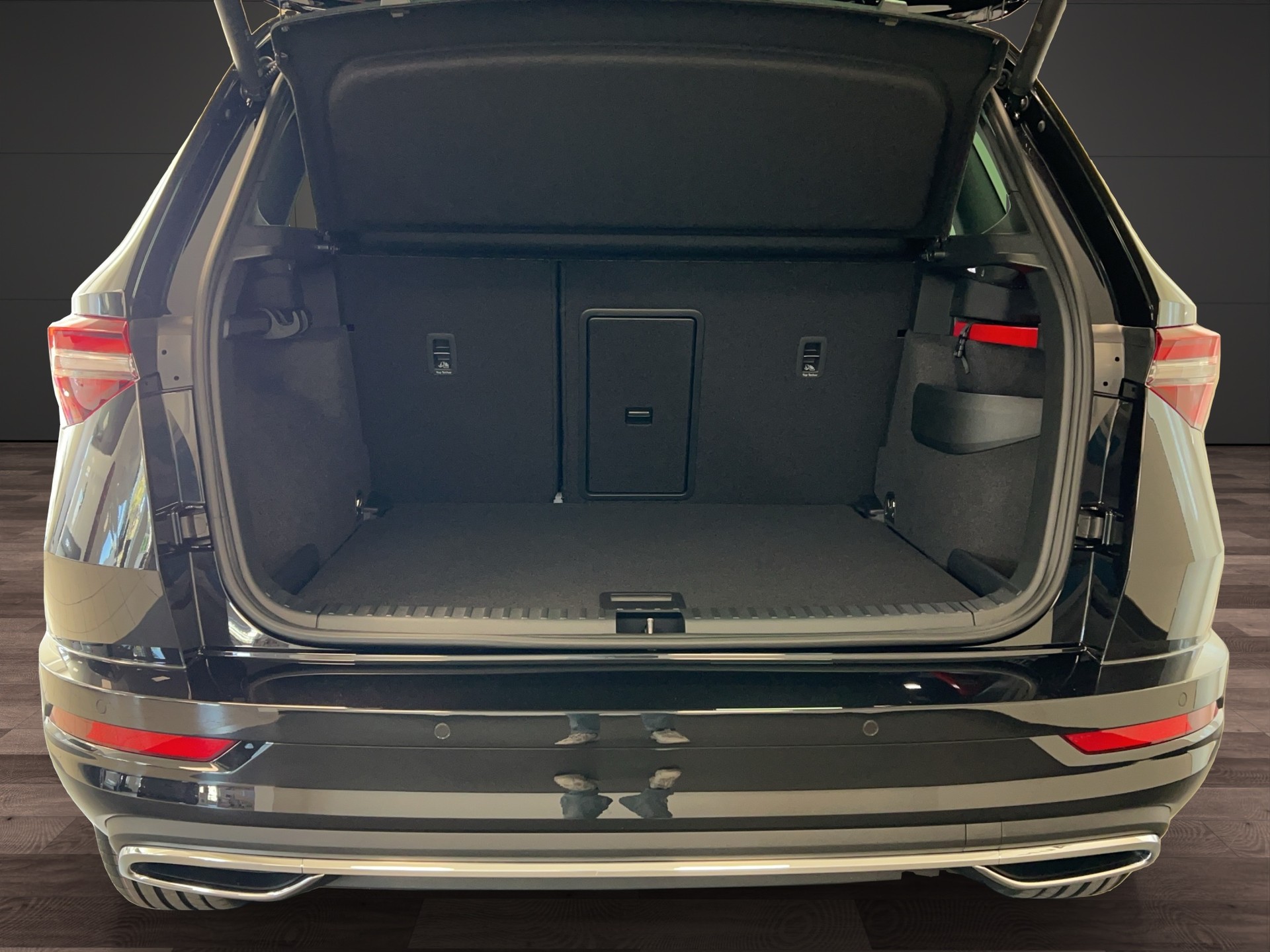SKODA Karoq 1.5 TSI SportLine DSG-image-12