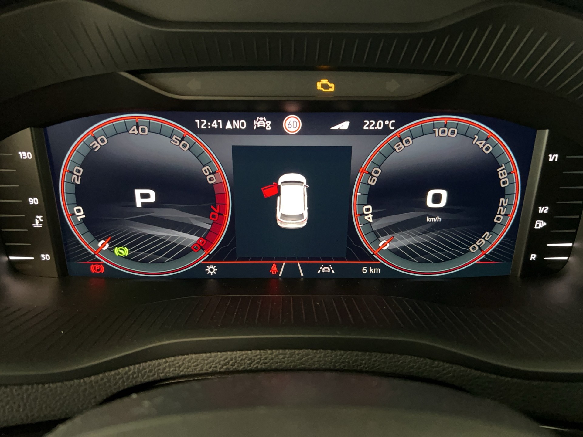 SKODA Karoq 1.5 TSI SportLine DSG-image-7