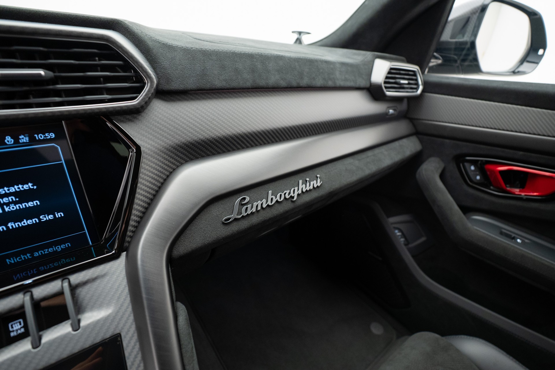 LAMBORGHINI Urus Performante-image-12