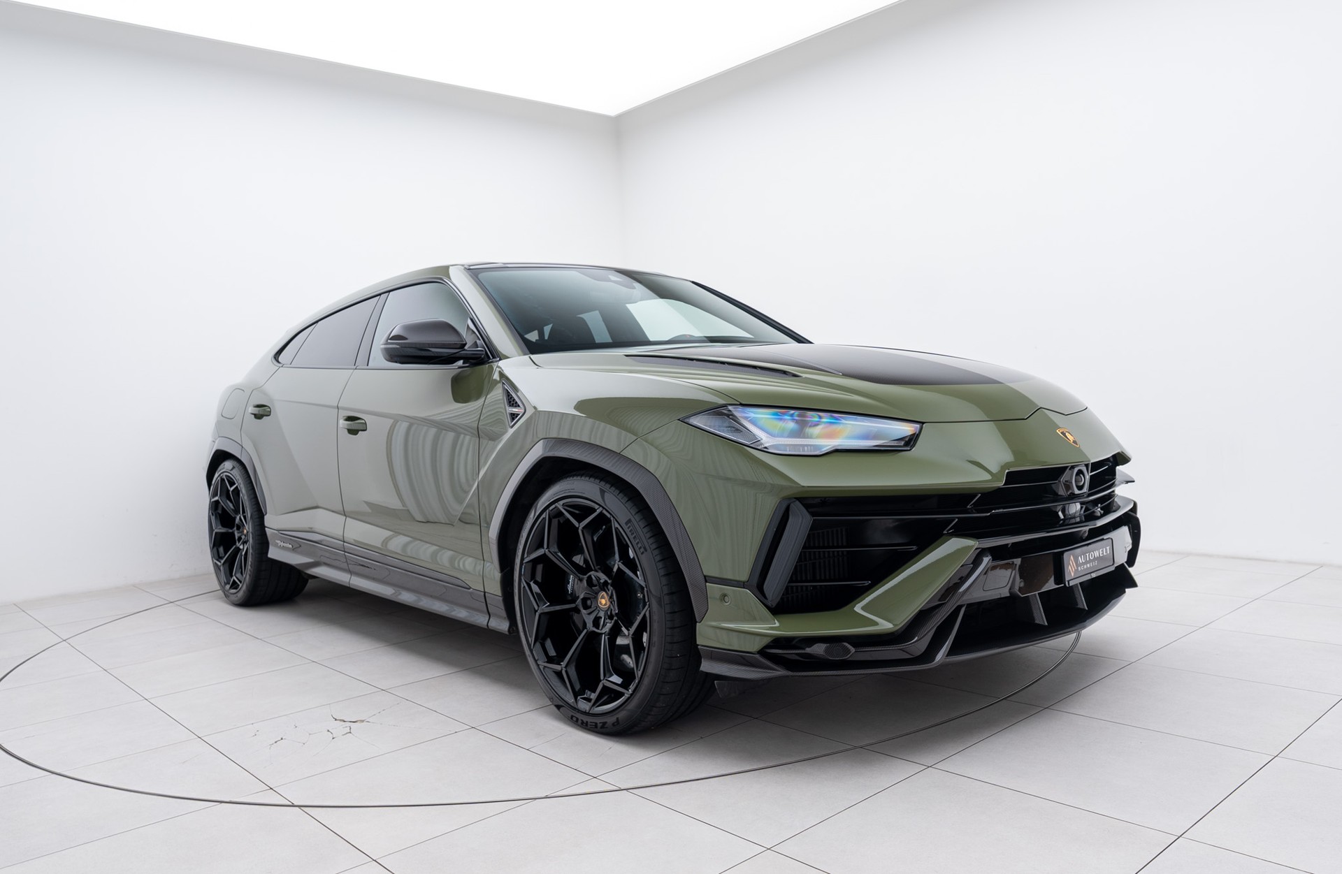 LAMBORGHINI Urus Performante-image-0