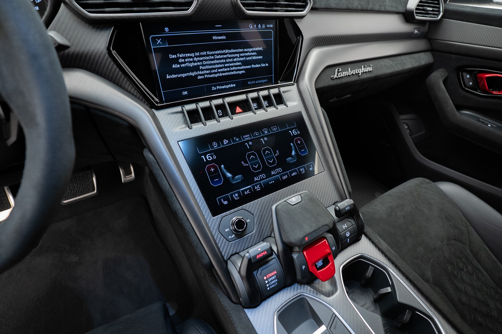 LAMBORGHINI Urus Performante-image-11