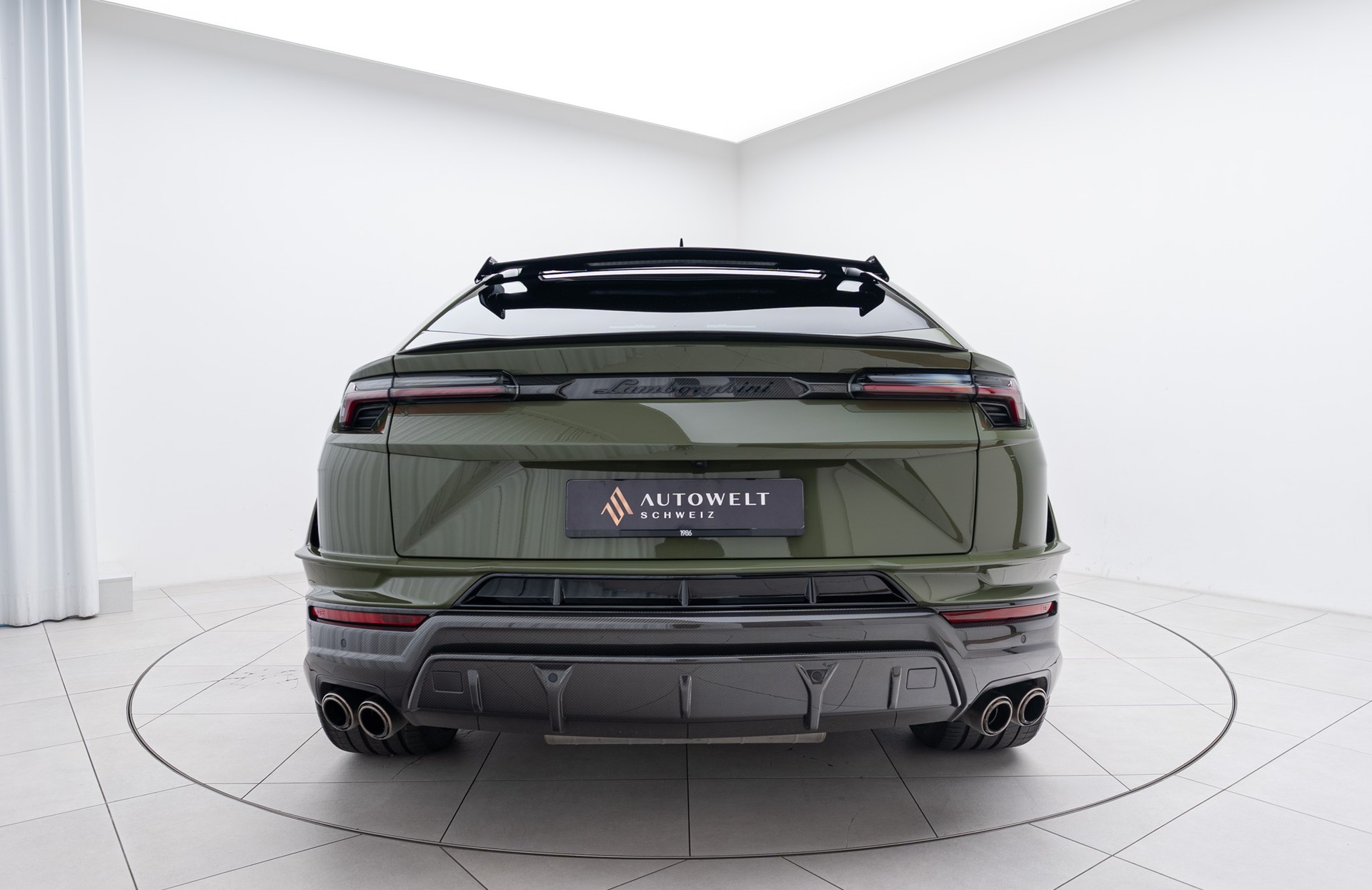 LAMBORGHINI Urus Performante-image-4