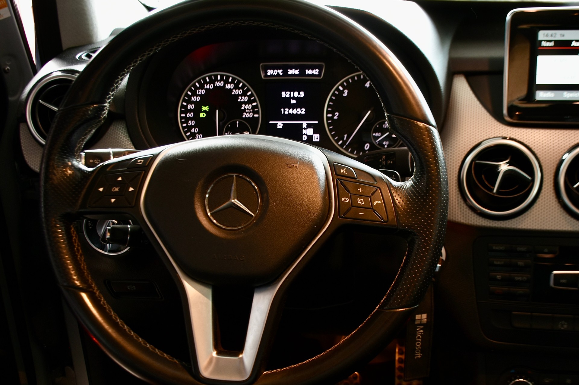 MERCEDES-BENZ B 200 CDI 7G-DCT-image-10