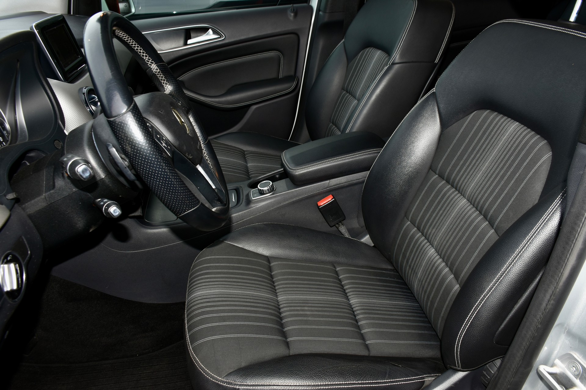 MERCEDES-BENZ B 200 CDI 7G-DCT-image-2