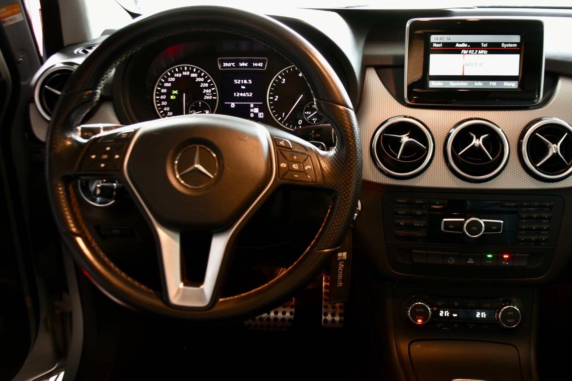 MERCEDES-BENZ B 200 CDI 7G-DCT-image-11