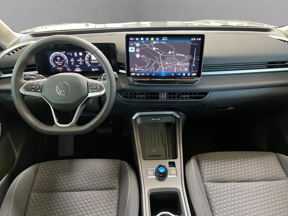 VW T-Roc 1.5 eTSI mHEV Life DSG-image-8