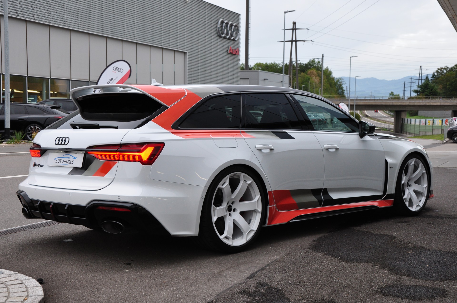 AUDI RS6 Avant 4.0 TFSI V8 GT Performance quattro 190/660-image-9