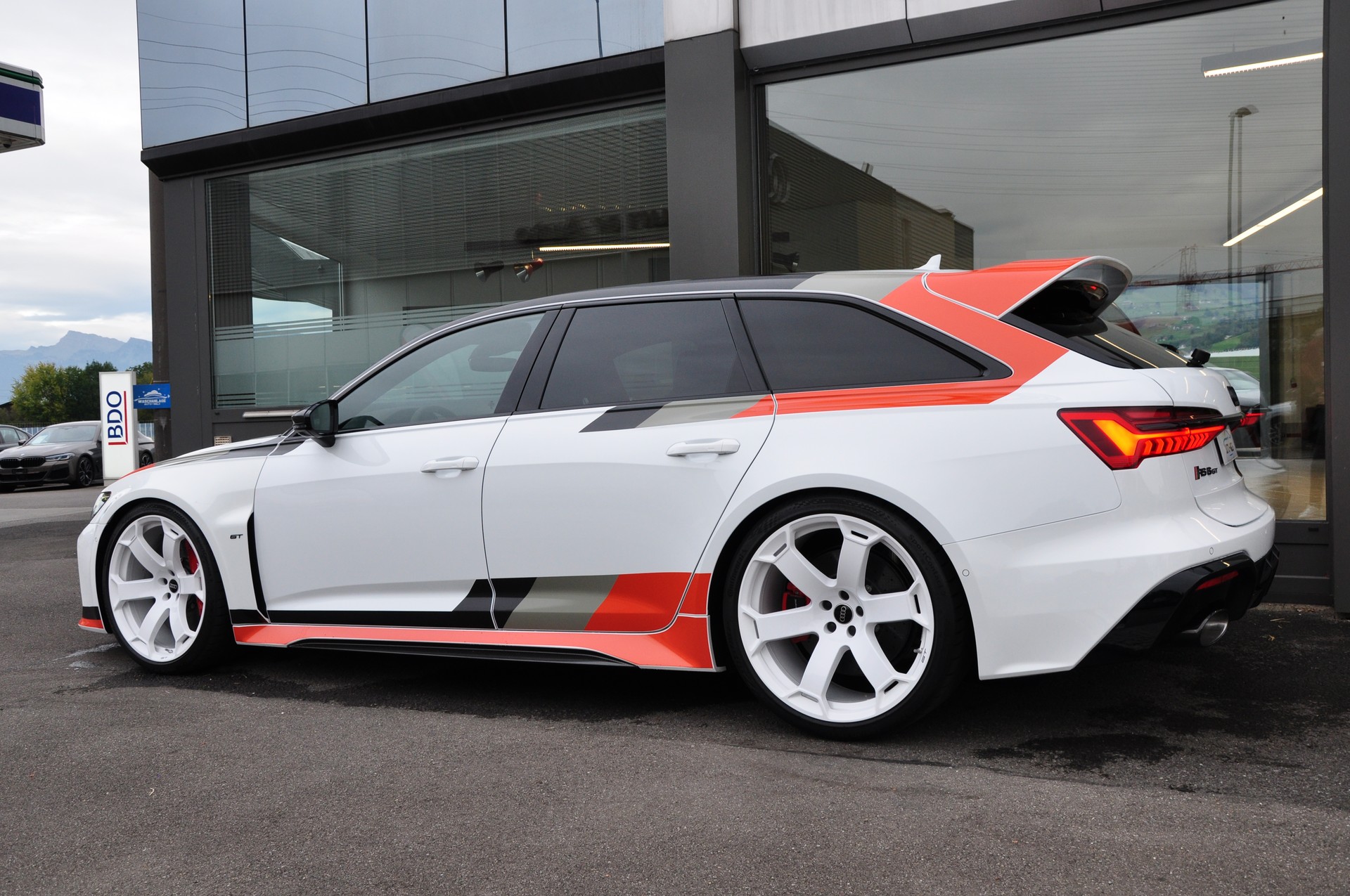 AUDI RS6 Avant 4.0 TFSI V8 GT Performance quattro 190/660-image-5