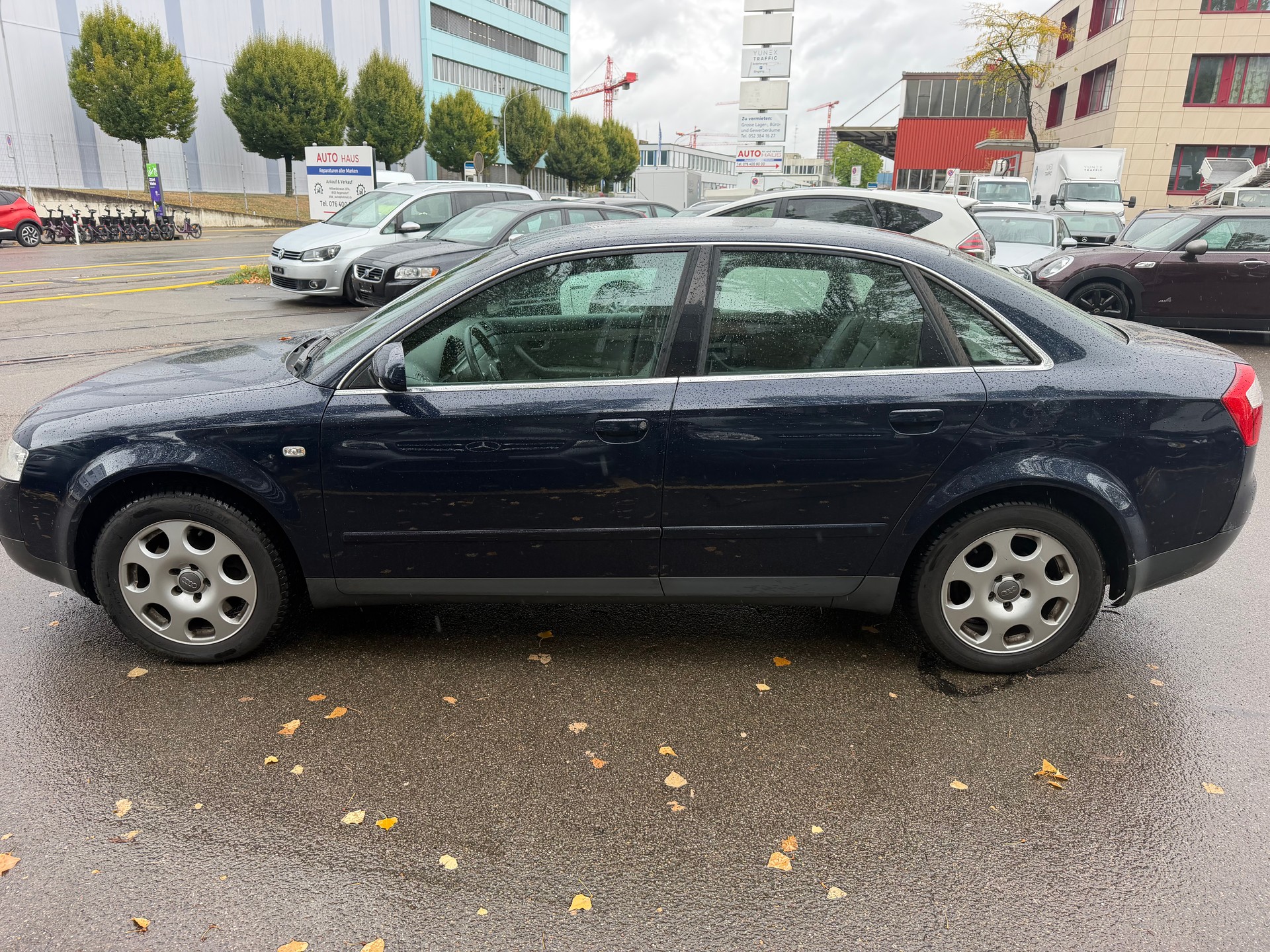 AUDI A4 3.0 V6 quattro-image-3