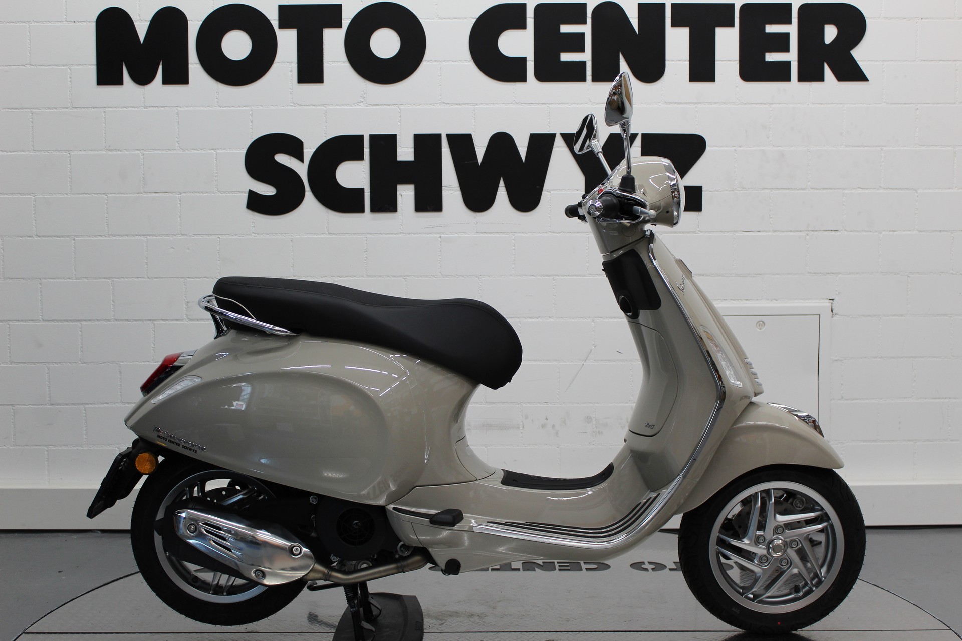 PIAGGIO Vespa Primavera 125