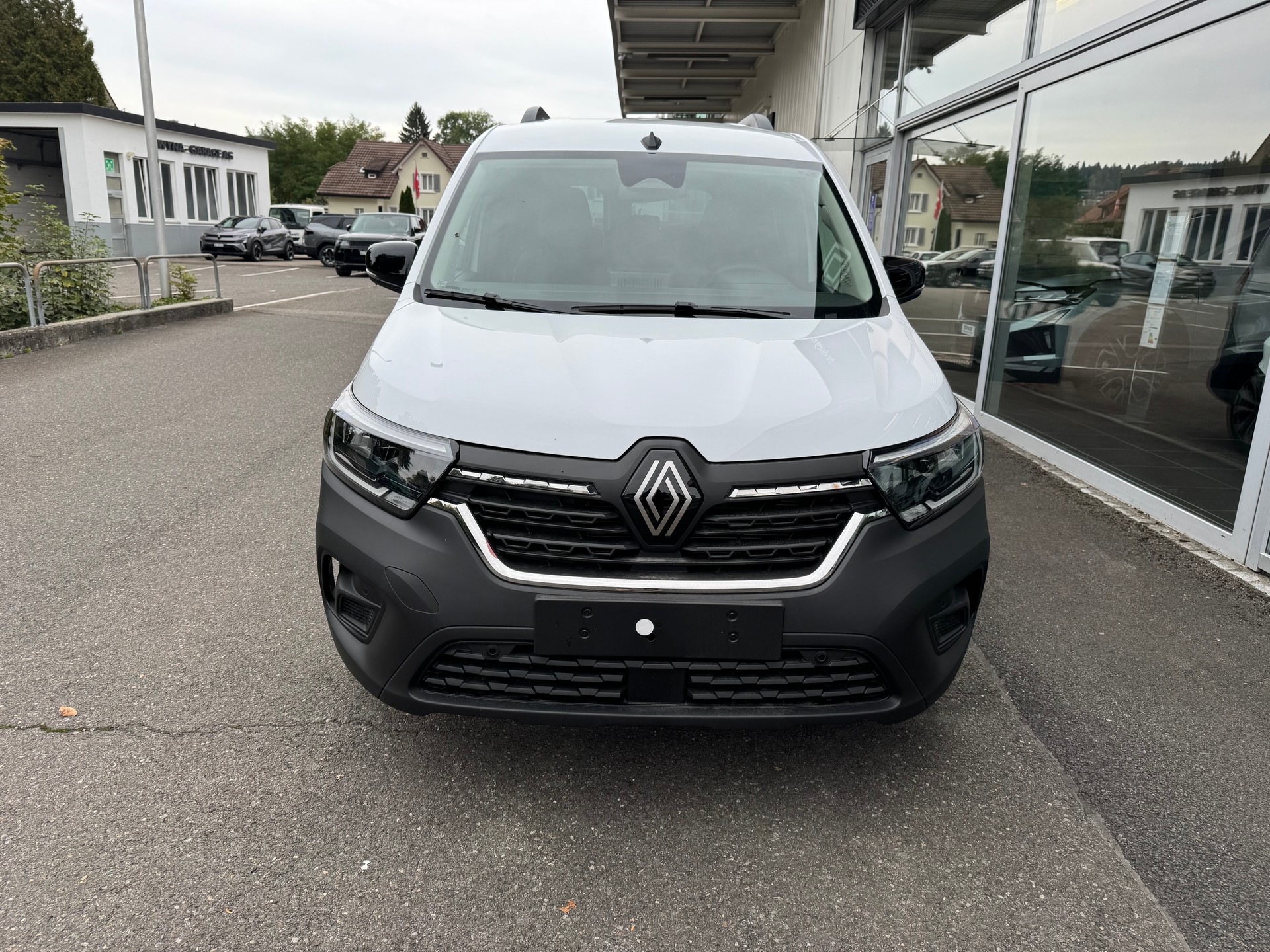 RENAULT Grand Kangoo 1.3 TCe 130 PF Techno EDC-image-2