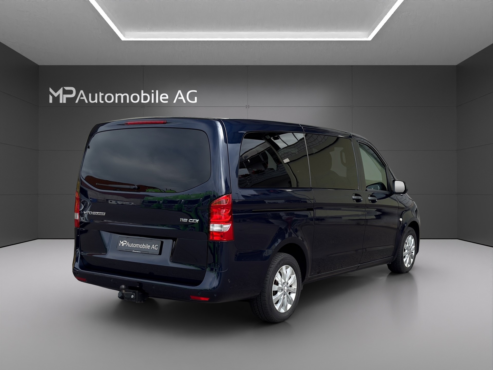 MERCEDES-BENZ Vito 116 BlueTec Tourer Select L 7G-Tronic-image-2