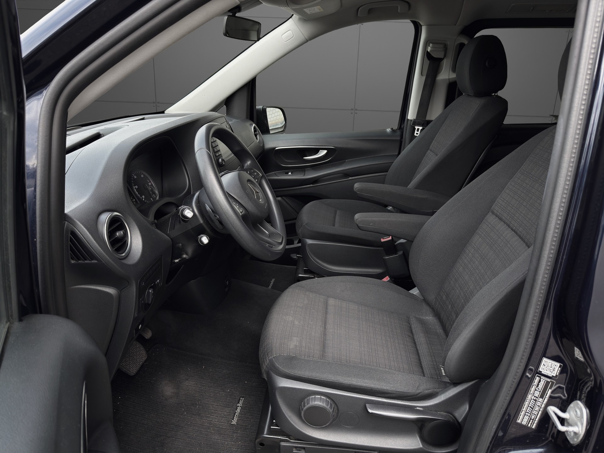MERCEDES-BENZ Vito 116 BlueTec Tourer Select L 7G-Tronic-image-6