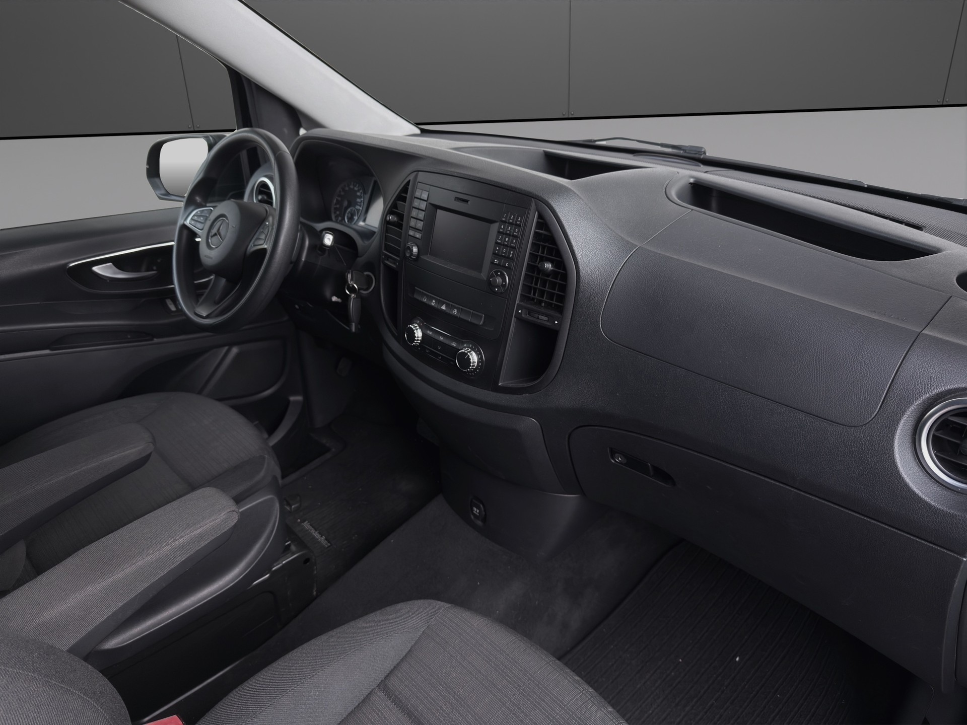 MERCEDES-BENZ Vito 116 BlueTec Tourer Select L 7G-Tronic-image-12