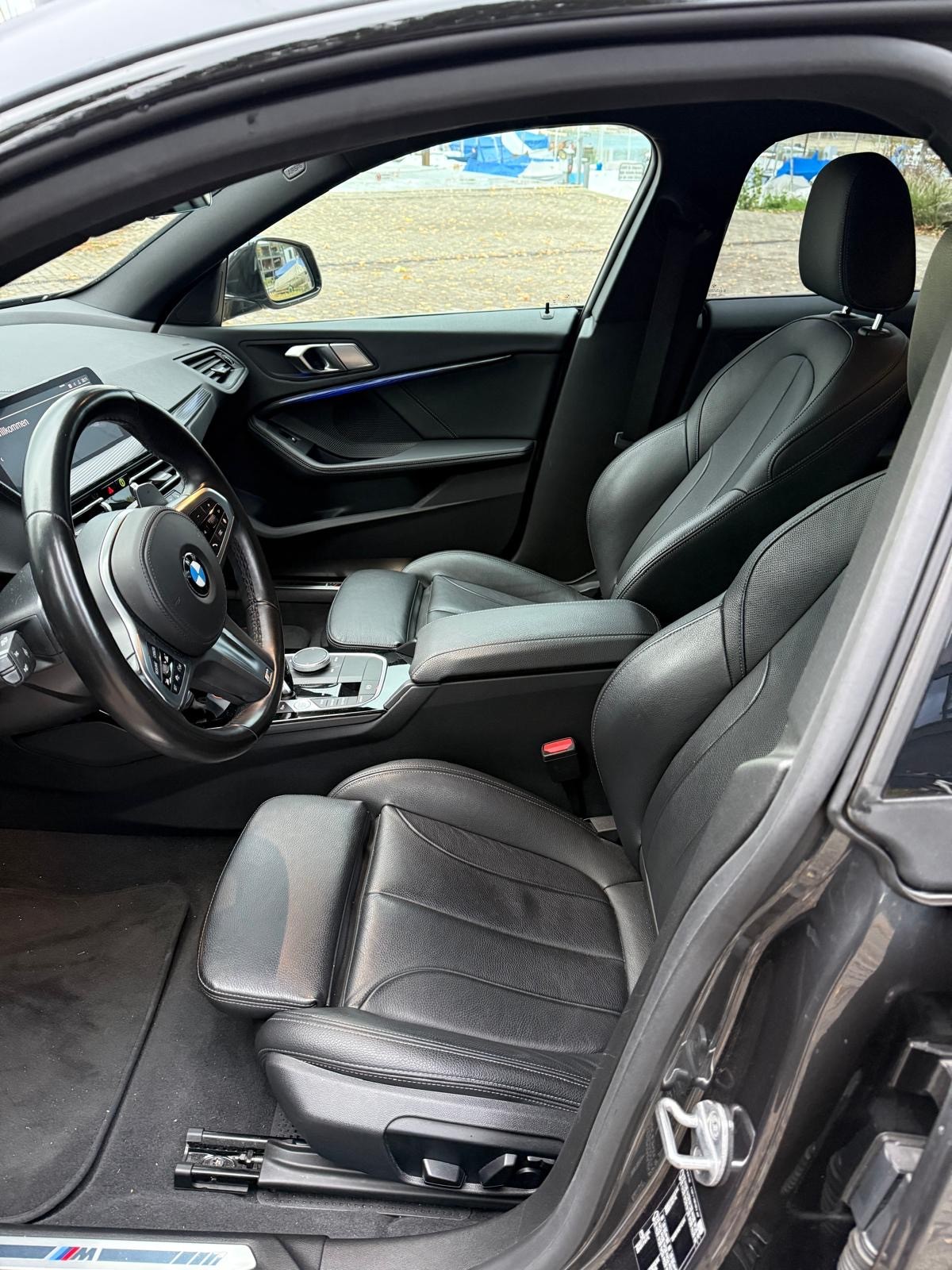BMW 220i Grand Coupé M Sport Steptronic-image-3