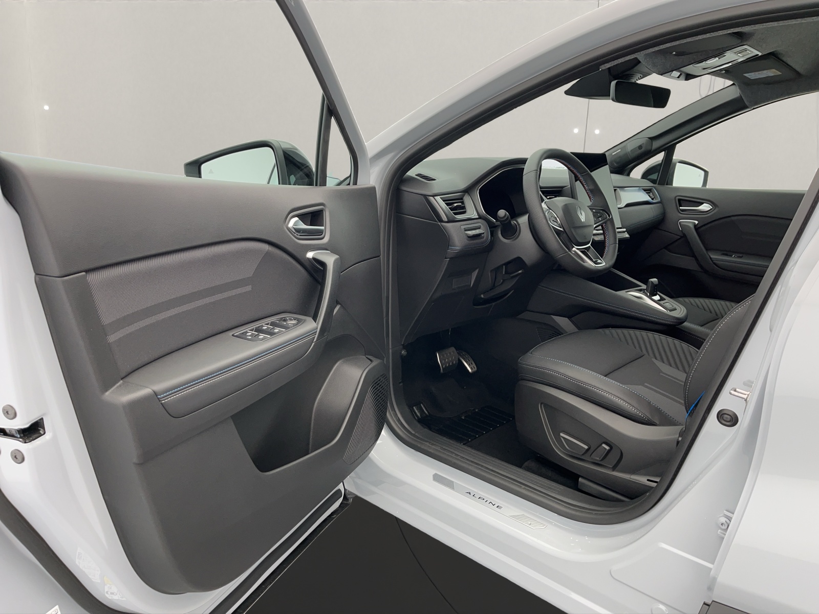 RENAULT Captur 1.8 E-Tech esprit Alpine-image-6