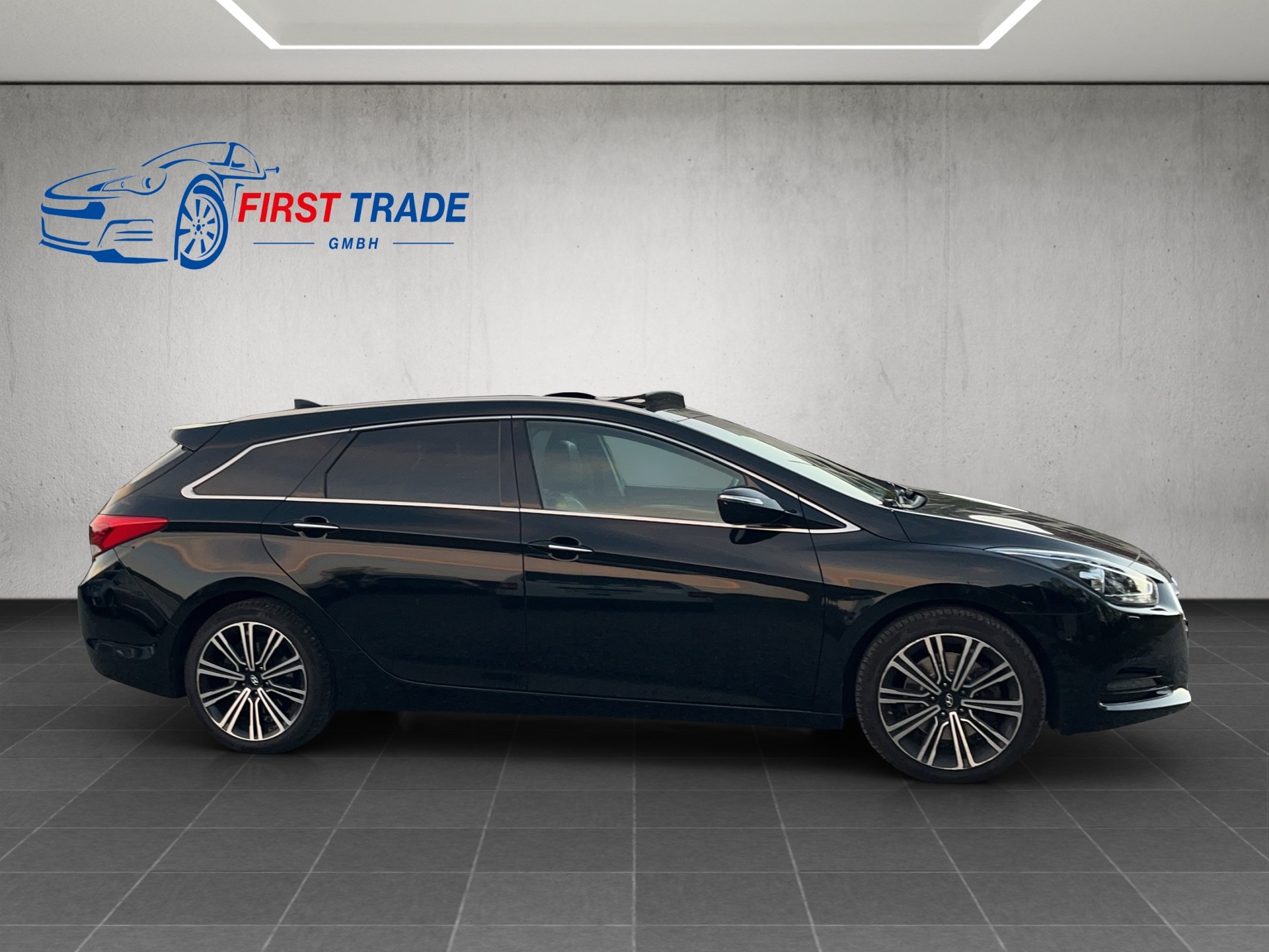 HYUNDAI i40 Wagon 1.7 CRDI Vertex Automatic-image-3